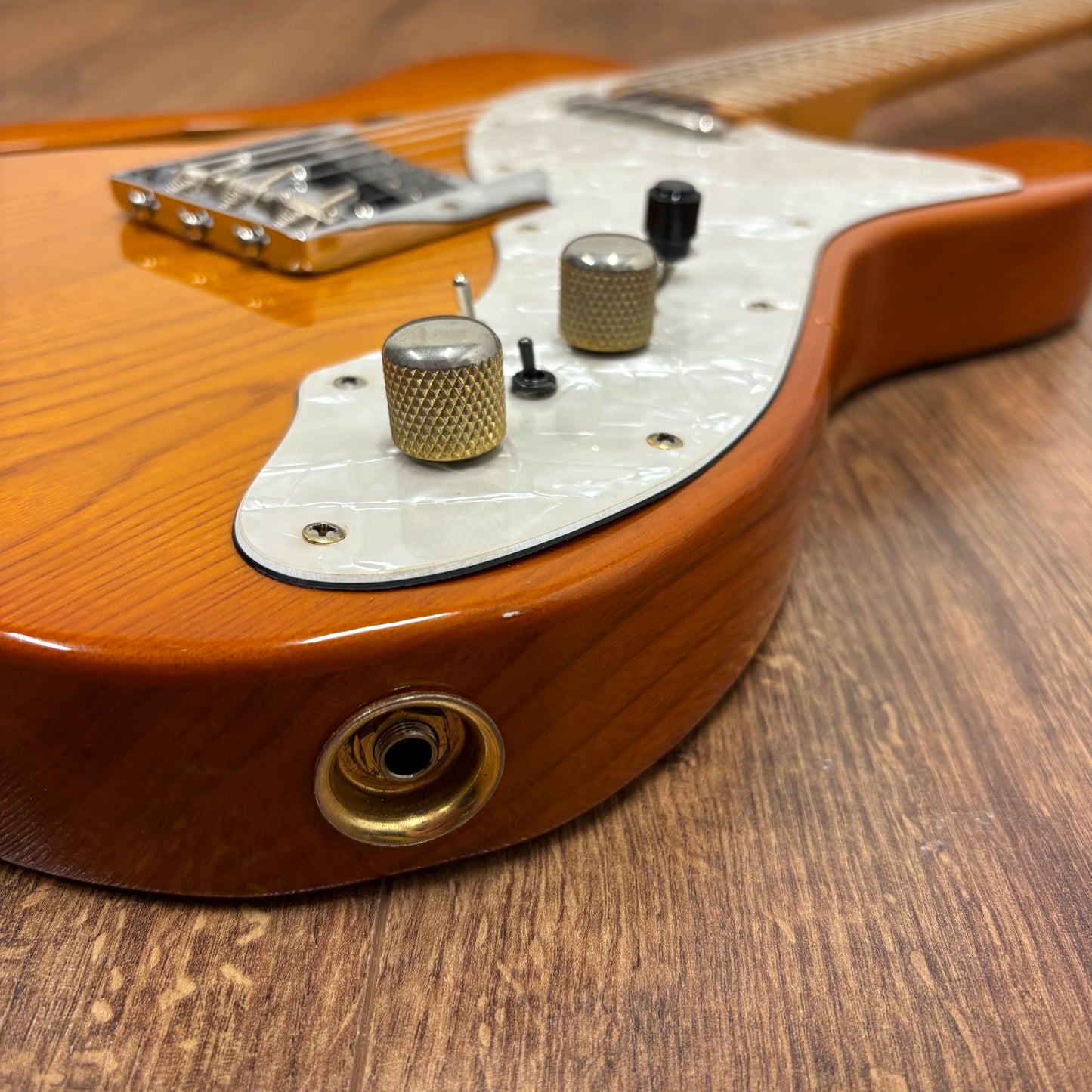 Pre-Owned Levinson Blade Delta Thinline Telecaster MIJ - Honeyburst - 1990's