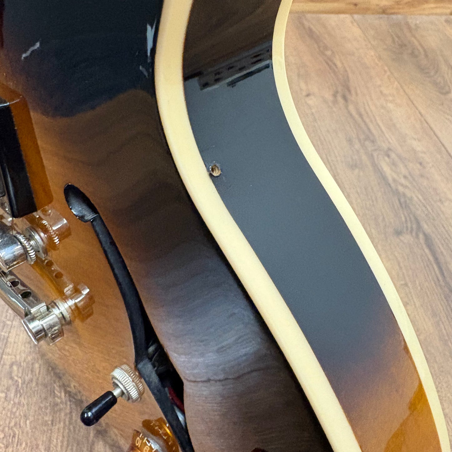 Pre-Owned Epiphone Dot - Vintage Sunburst - 2010