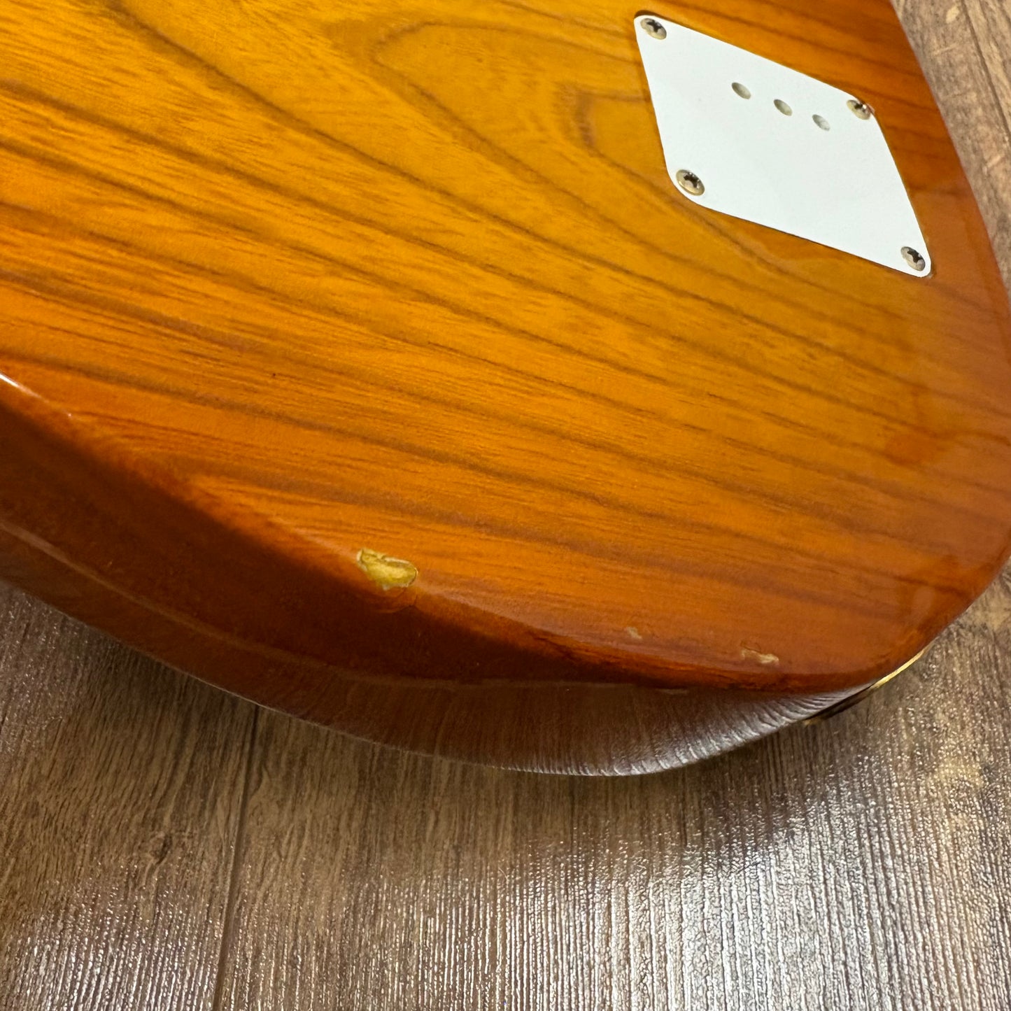 Pre-Owned Levinson Blade Delta Thinline Telecaster MIJ - Honeyburst - 1990's