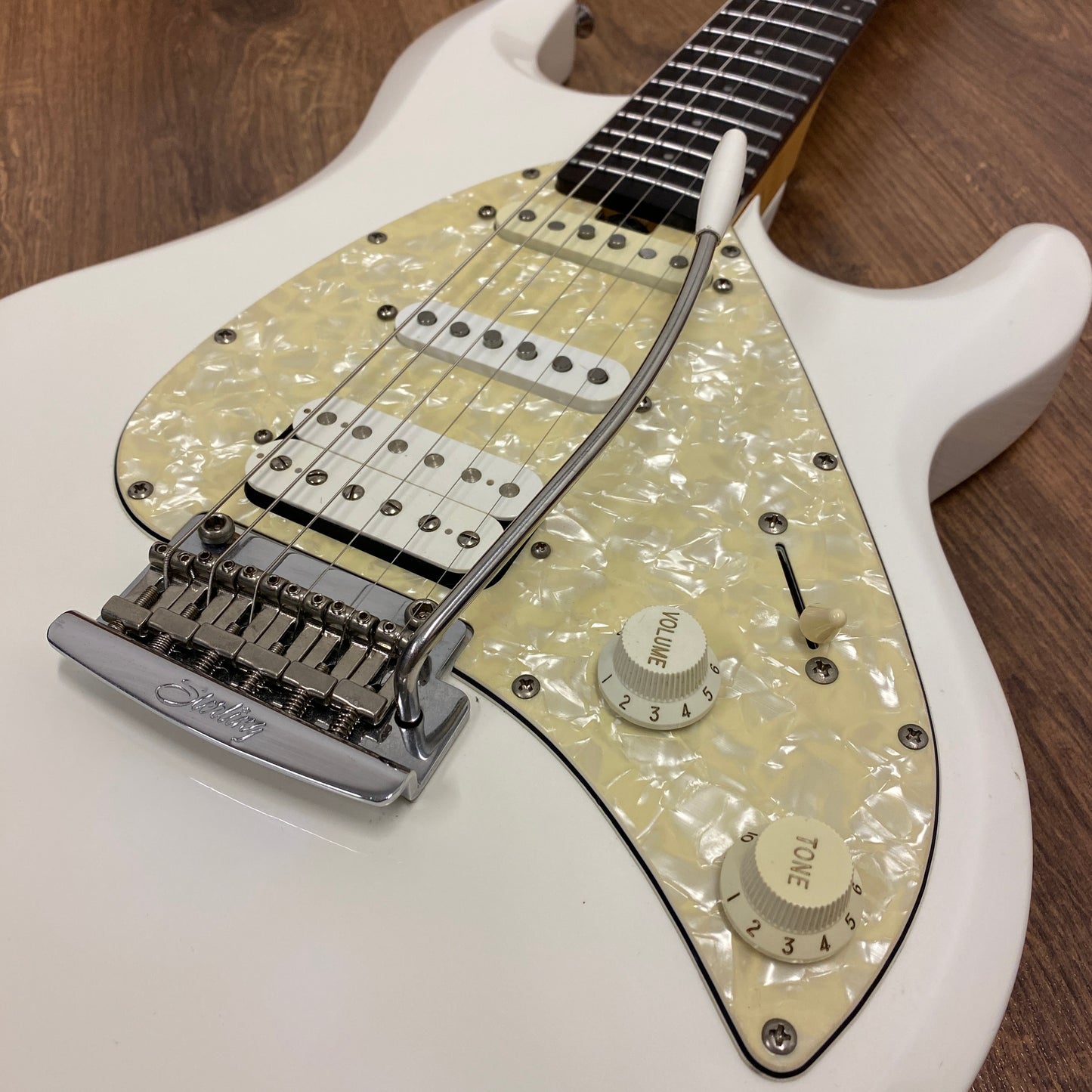 Pre-Owned Sterling Silo 30 - White