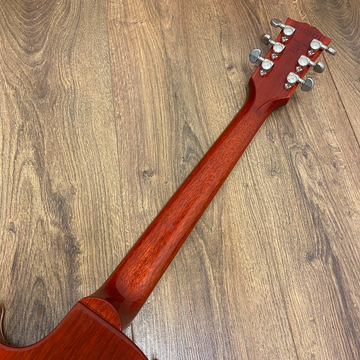 Pre-Owned Gibson Les Paul Classic - Heritage Cherry Sunburst - 2019