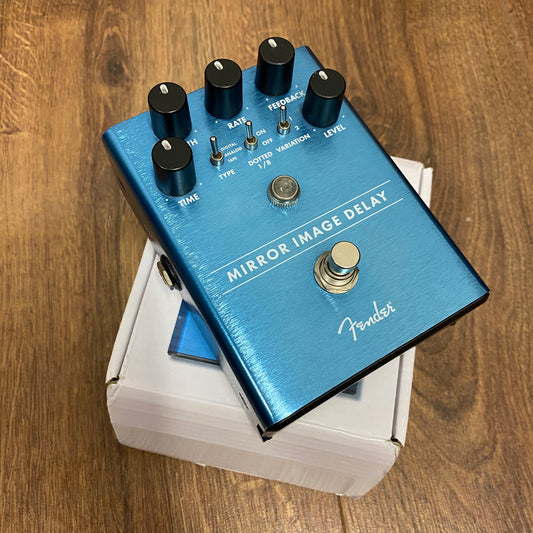 Pre-Owned Fender Mirror Image Delay Pedal