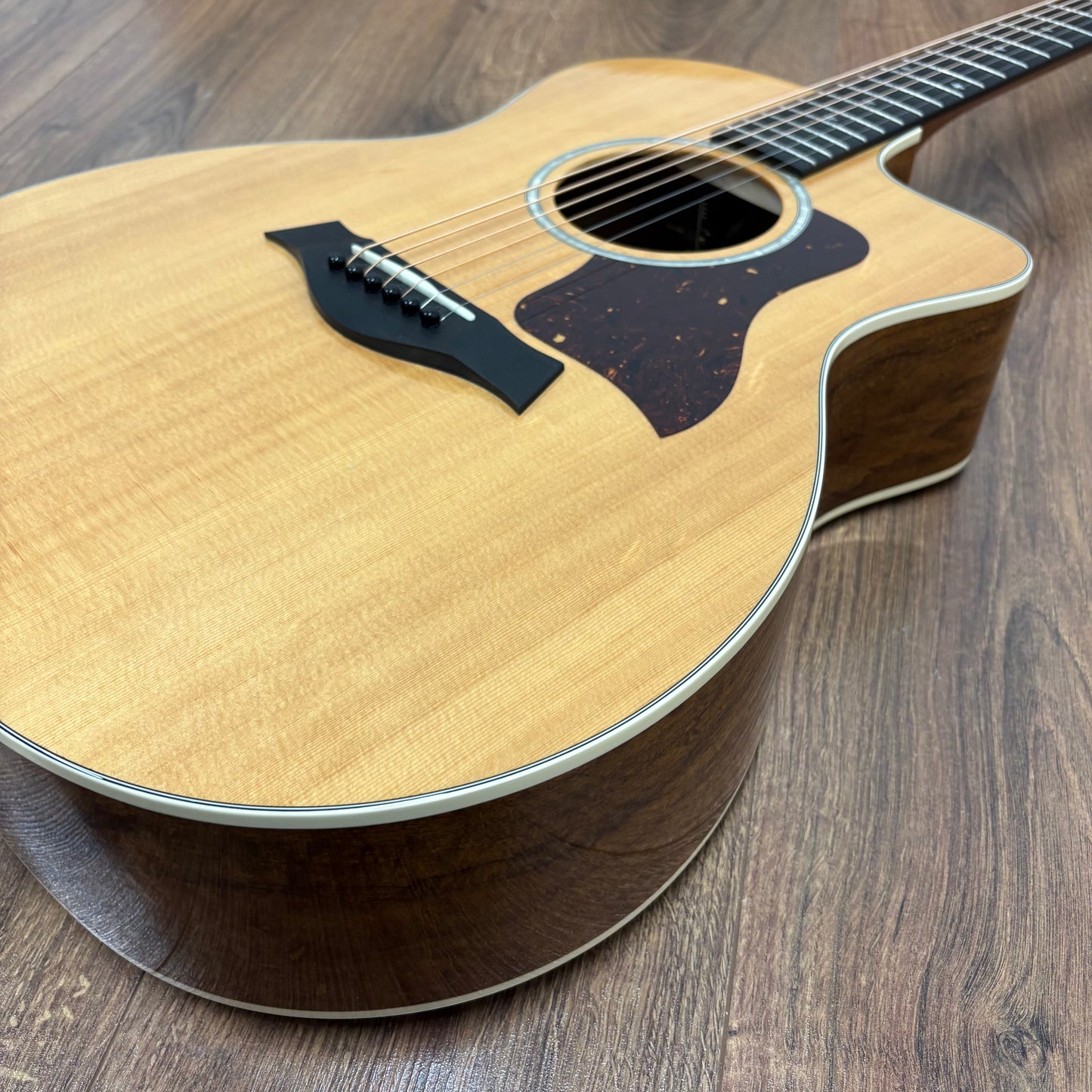 Pre-Owned Taylor 214ce-K DLX Grand Auditorium Electro Acoustic