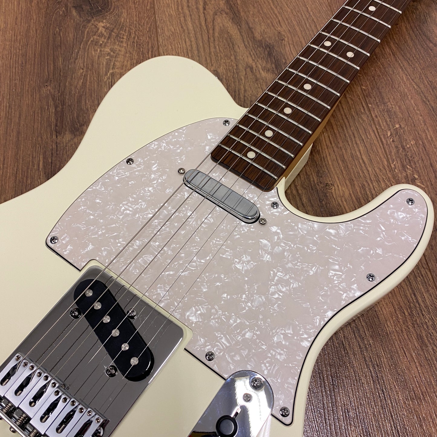 Pre-Owned Fender Standard Telecaster - Olympic White - 2025