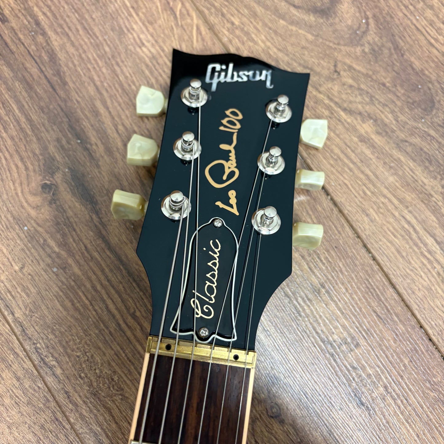 Pre-Owned Gibson Les Paul Classic - Sea Foam Green - 2015