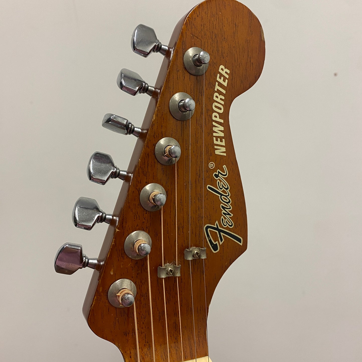 Pre-Owned Fender Newporter - Mahogany - 1981