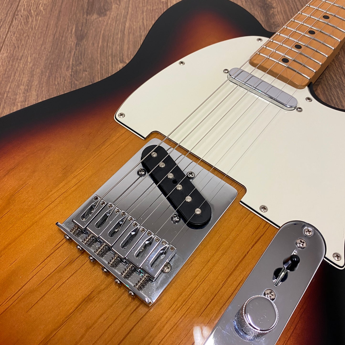 Pre-Owned Fender Mexican Standard Telecaster - 3-Tone Sunburst - 2016