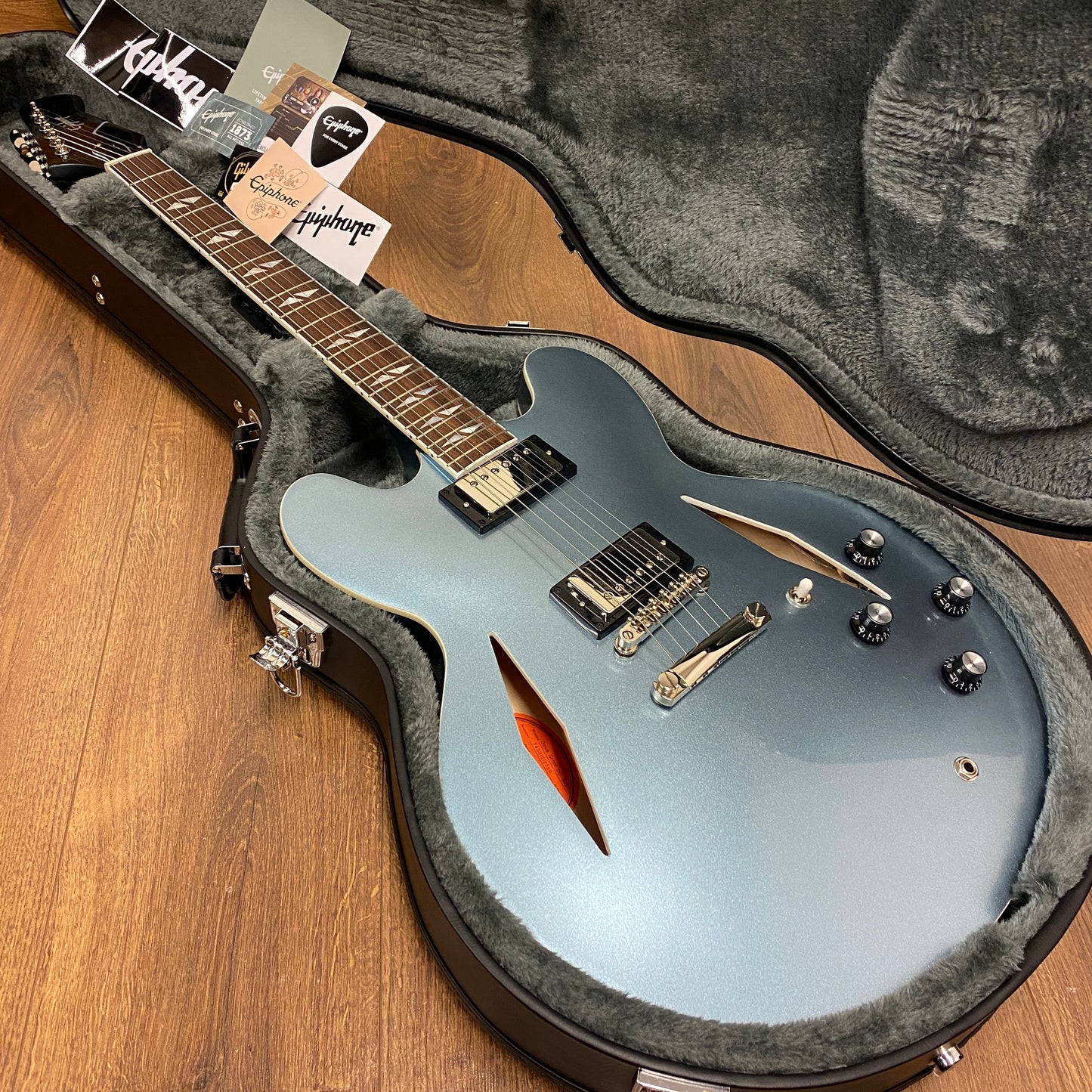 Pre-Owned Epiphone DG-335 Dave Grohl - Pelham Blue