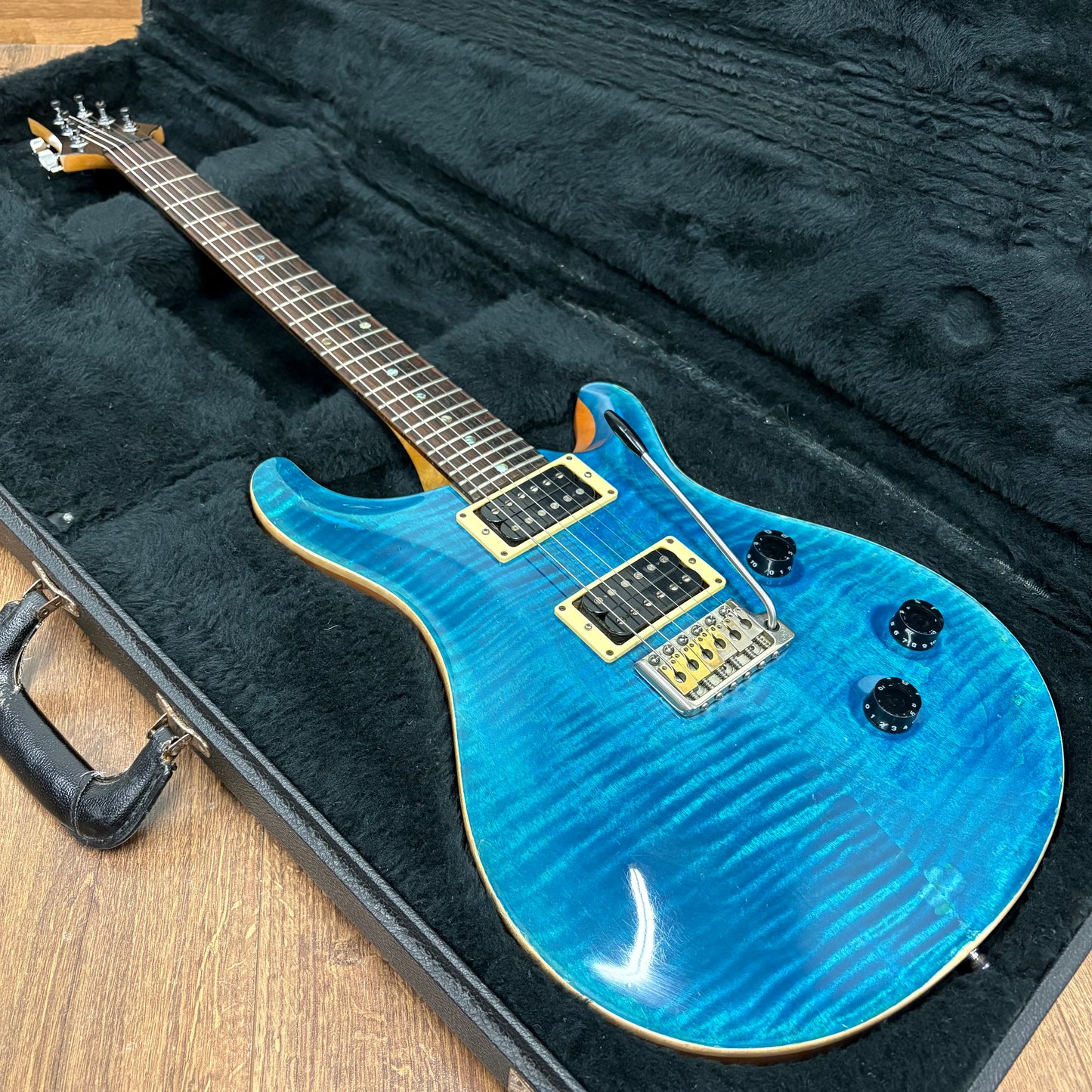 Pre-Owned PRS CE 24 - Blue Matteo - 2002