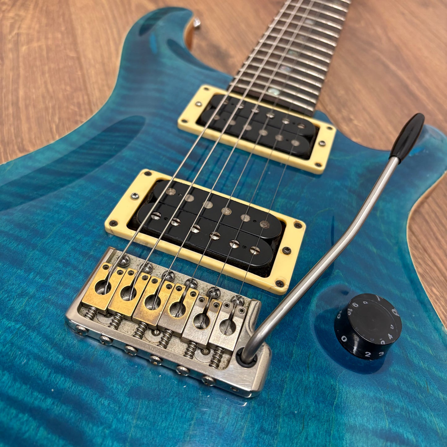 Pre-Owned PRS CE 24 - Blue Matteo - 2002