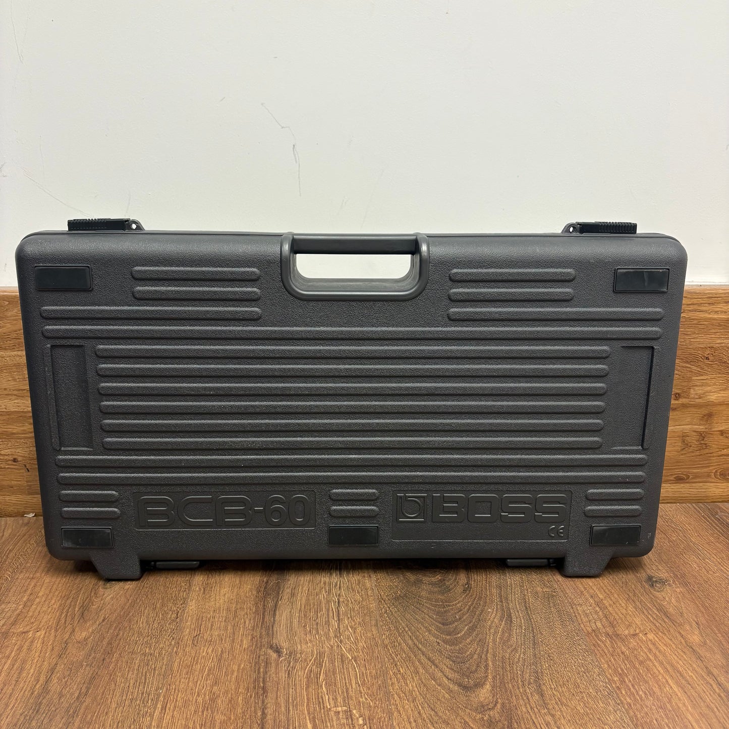Pre-Owned Boss BCB 60 Pedal Board