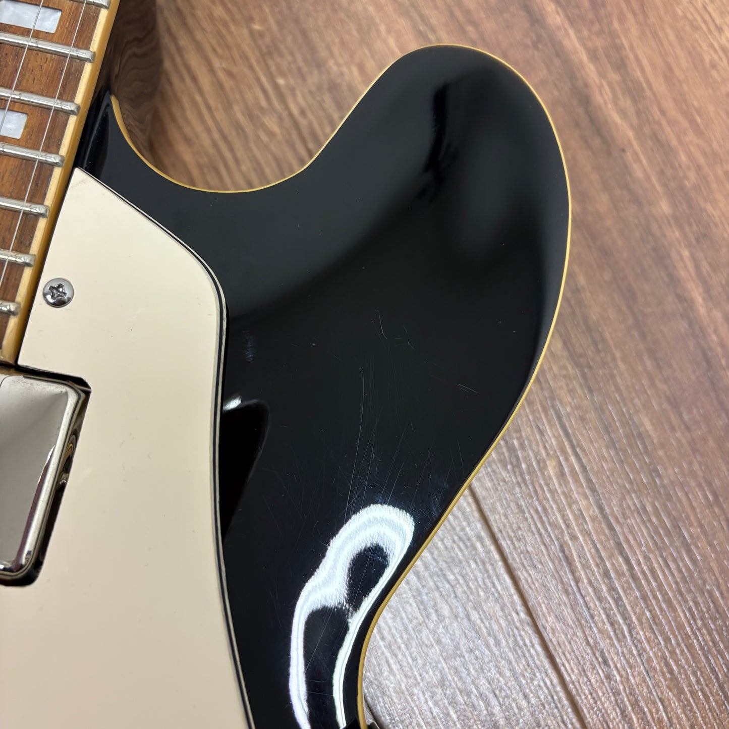 Pre-Owned Vintage VSA590 - Sunburst