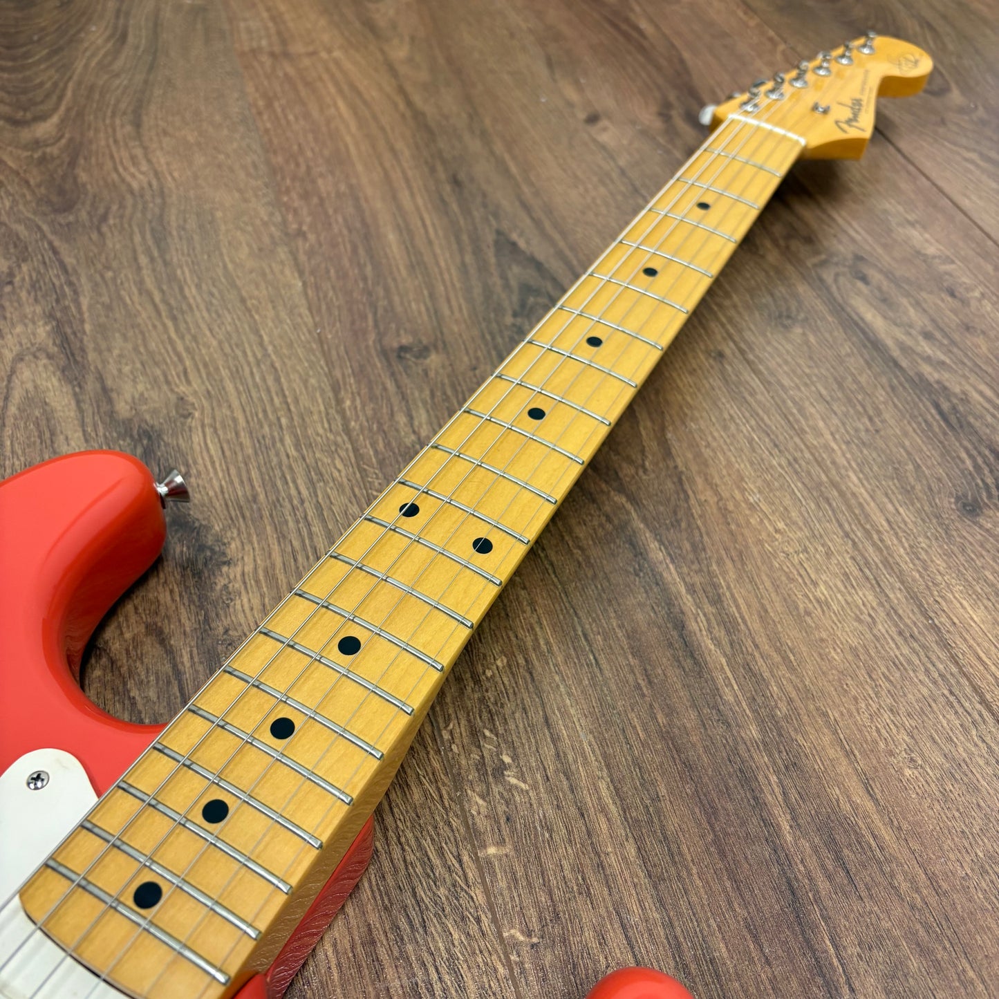 Pre-Owned Fender CIJ Hank Marvin Stratocaster - Fiesta Red - 1997