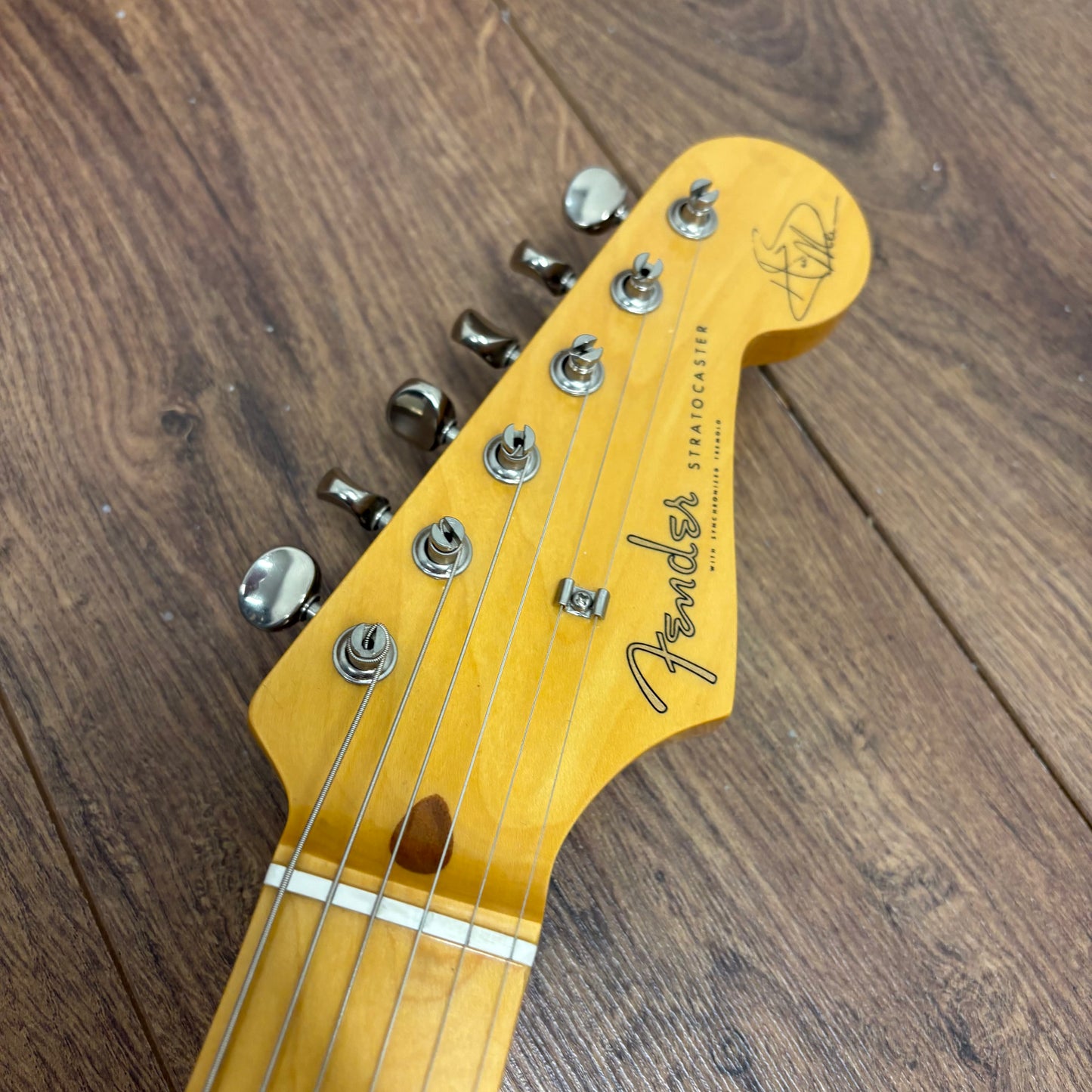 Pre-Owned Fender CIJ Hank Marvin Stratocaster - Fiesta Red - 1997