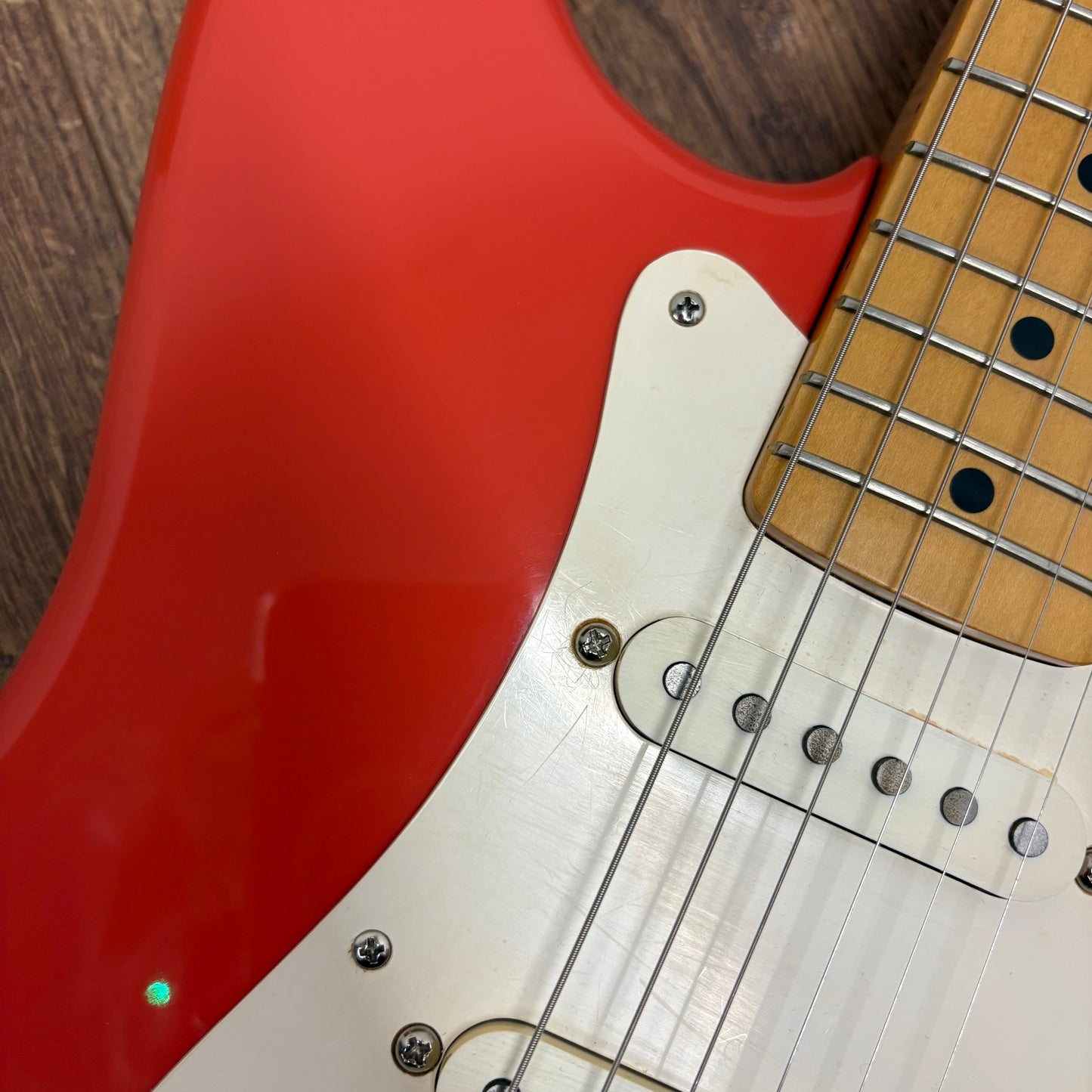 Pre-Owned Fender CIJ Hank Marvin Stratocaster - Fiesta Red - 1997
