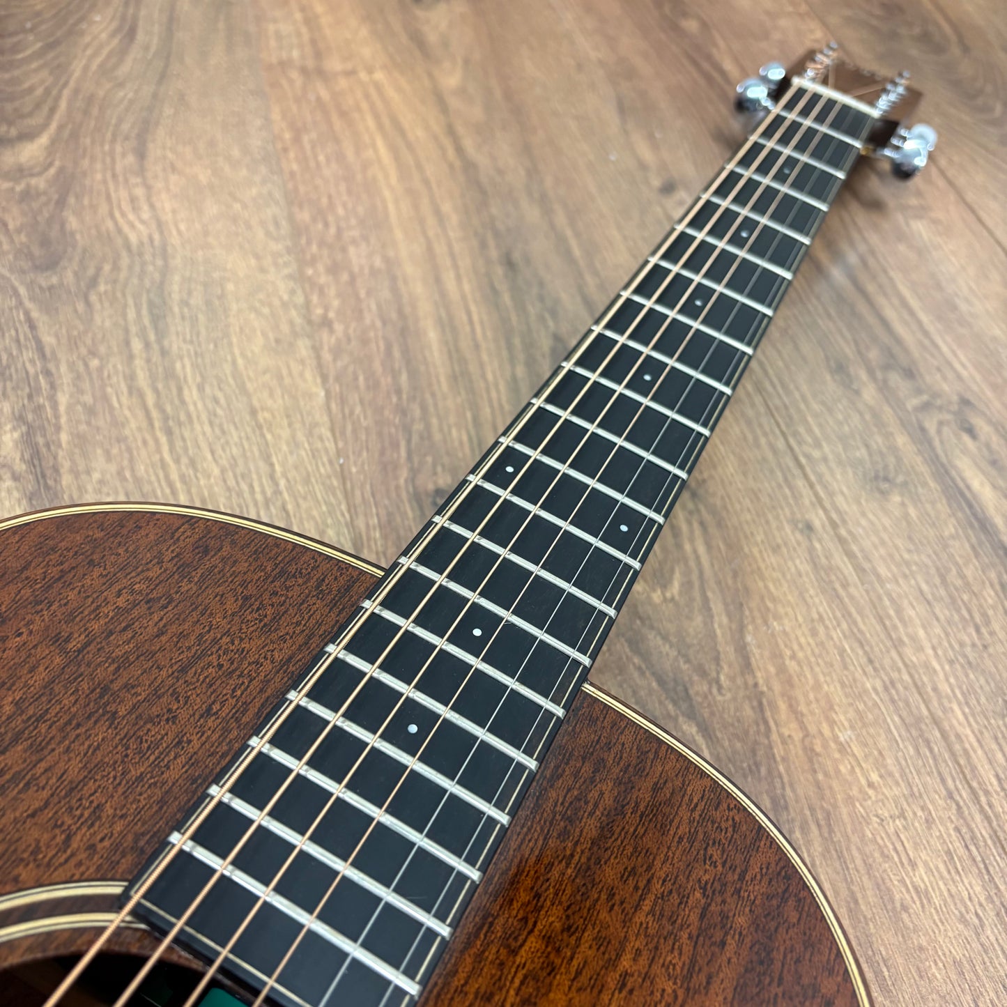 Pre-Owned Auden Marlow Parlour Electro-Acoustic -  Mahogany
