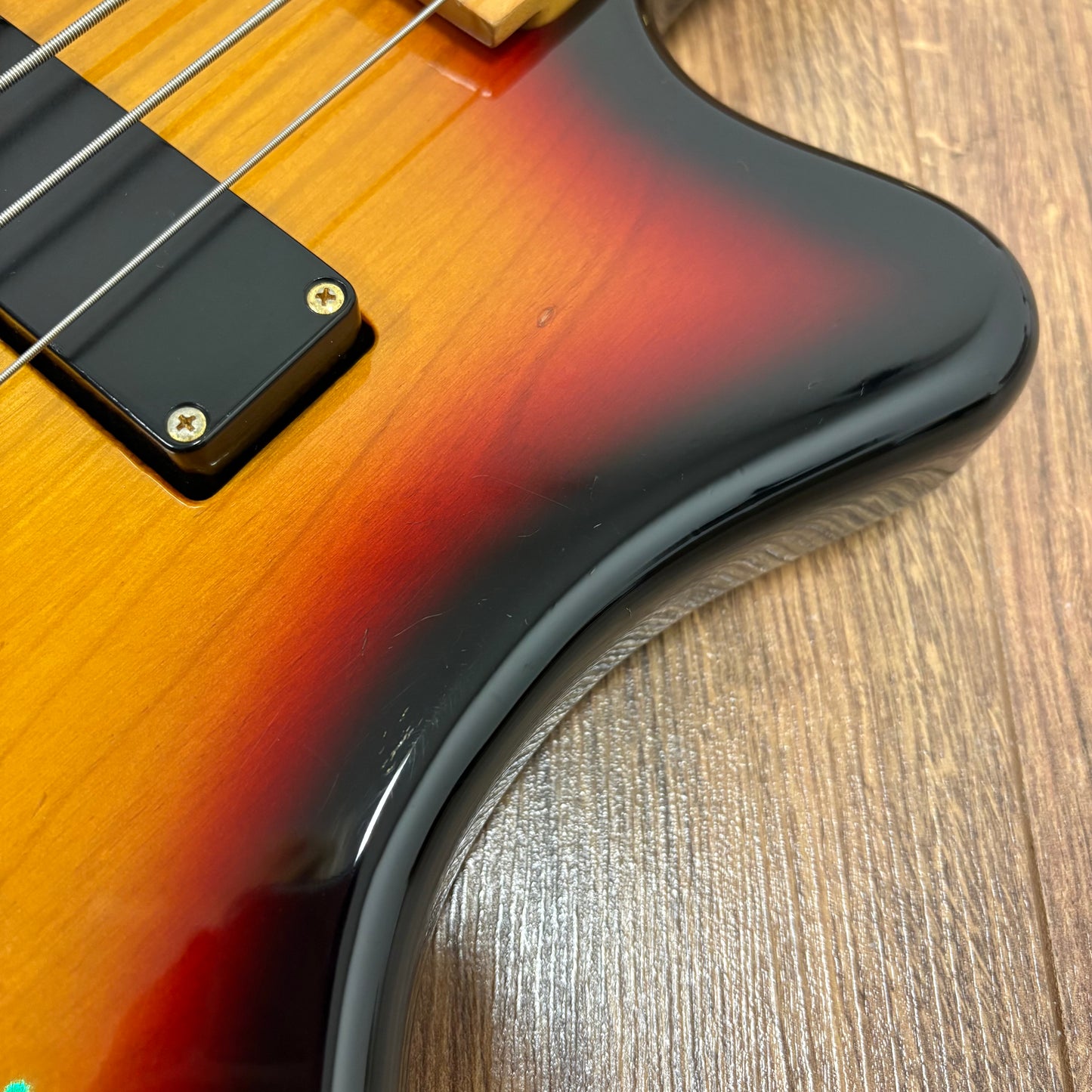 Pre-Owned Edwards Bandit E-T-95BD Tetsuya Bass