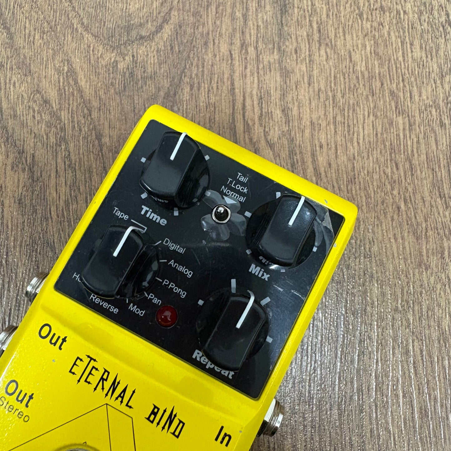 Pre-Owned Donner Eternal Bind Delay Pedal