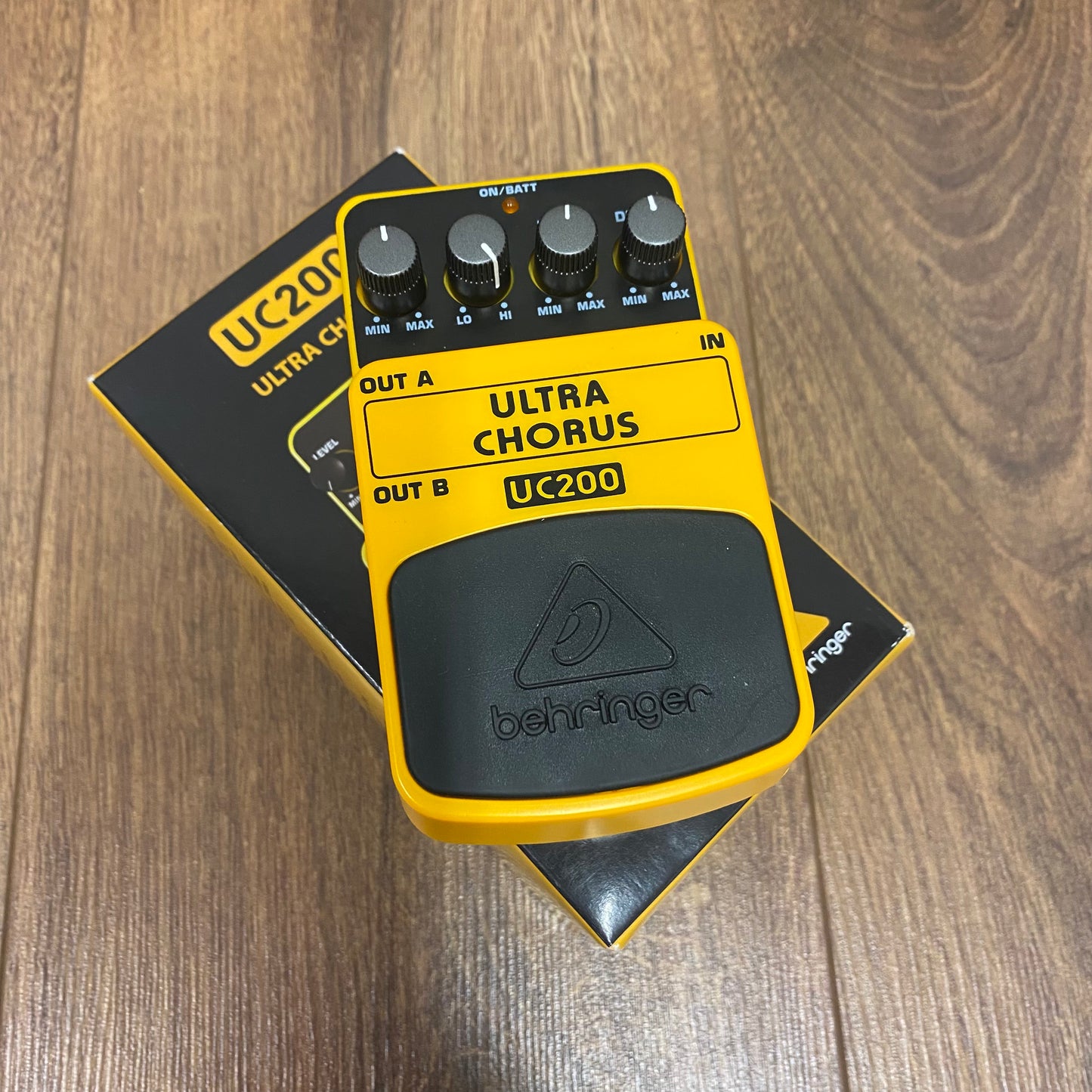 Pre-Owned Behringer UC200 Ultra Stereo Chorus Pedal