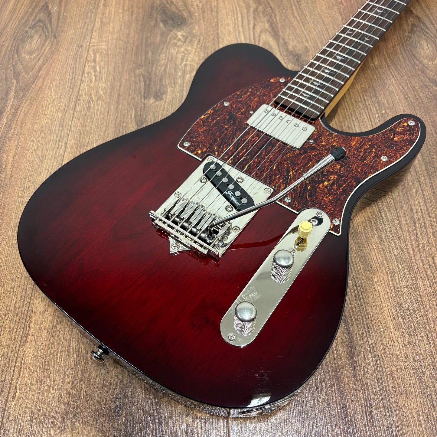 Pre-Owned Tradition Jerry Reid Classic "T-Type" - Burgundy Burst
