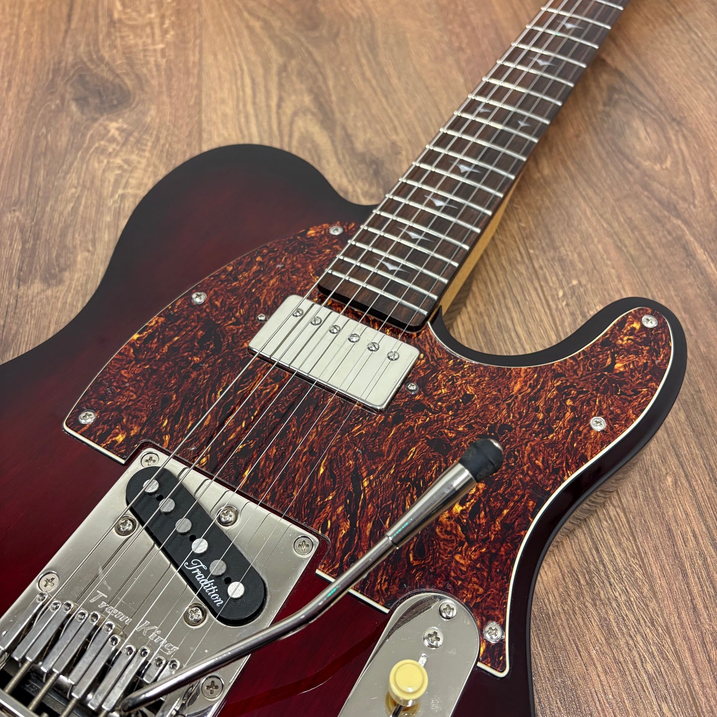 Pre-Owned Tradition Jerry Reid Classic "T-Type" - Burgundy Burst