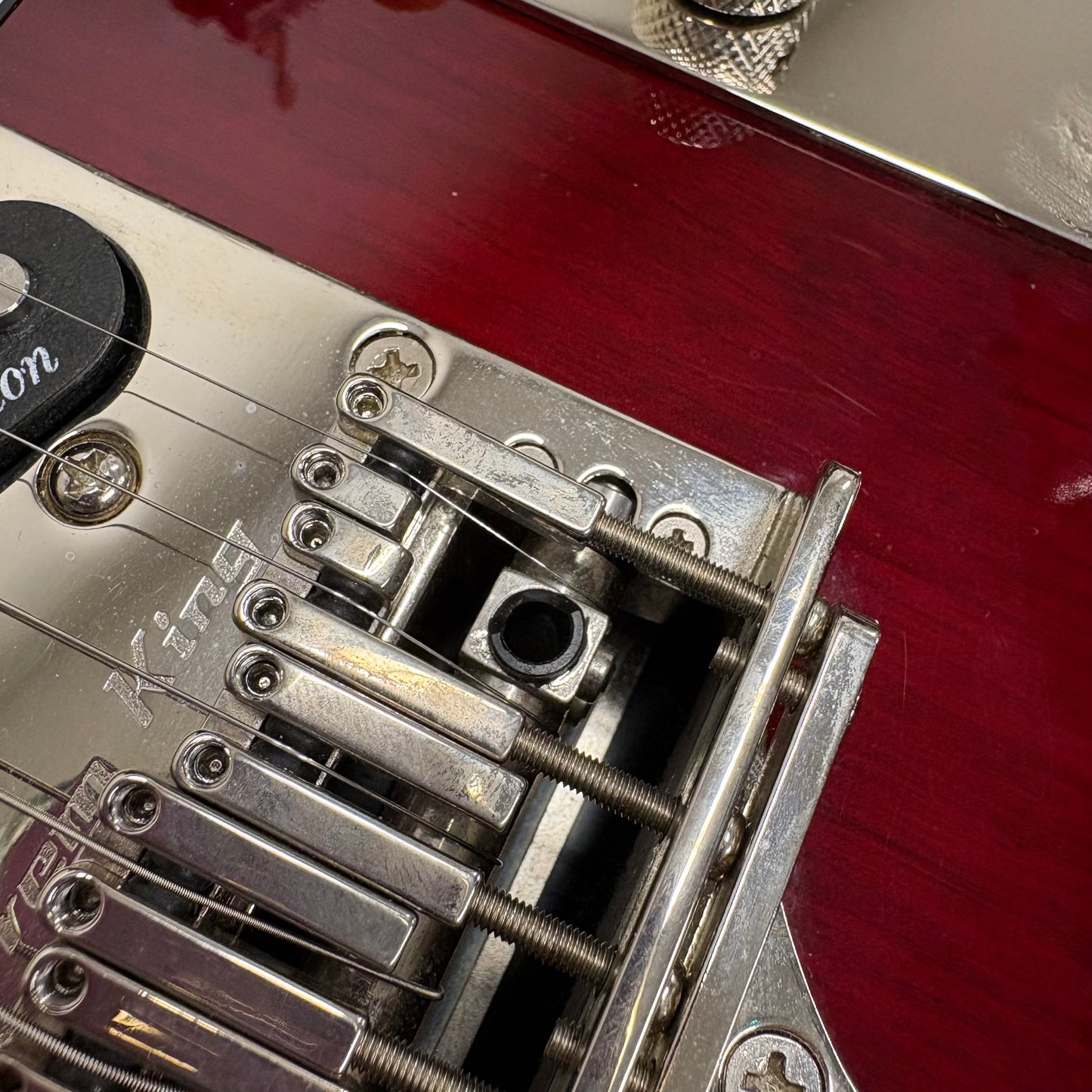 Pre-Owned Tradition Jerry Reid Classic "T-Type" - Burgundy Burst