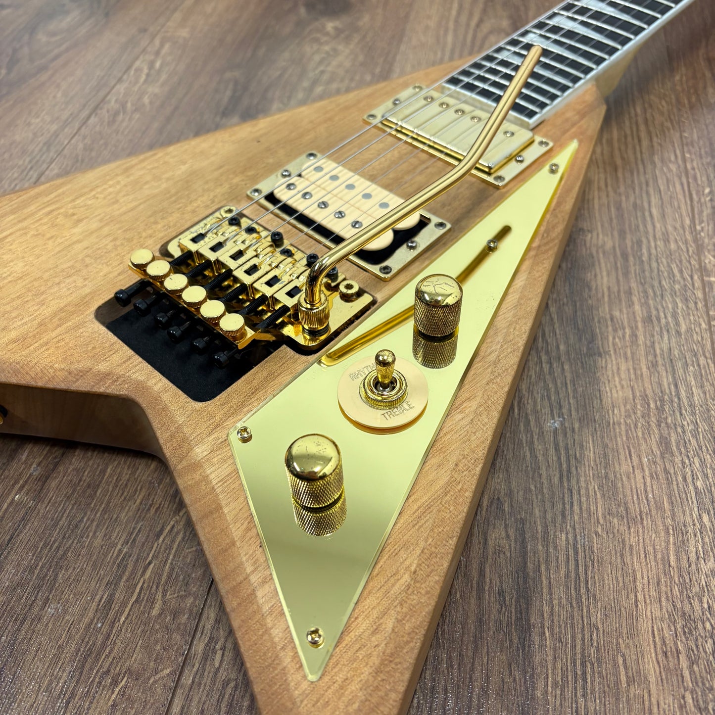 Pre-Owned Jackson JS Series Rhoads MAH JS32 *Upgraded* - Natural