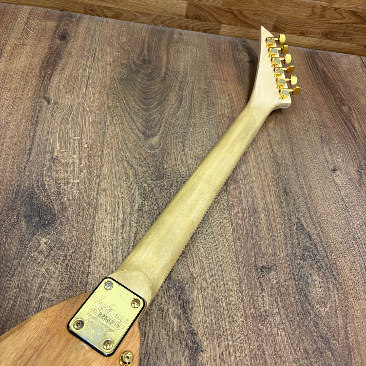 Pre-Owned Jackson JS Series Rhoads MAH JS32 *Upgraded* - Natural