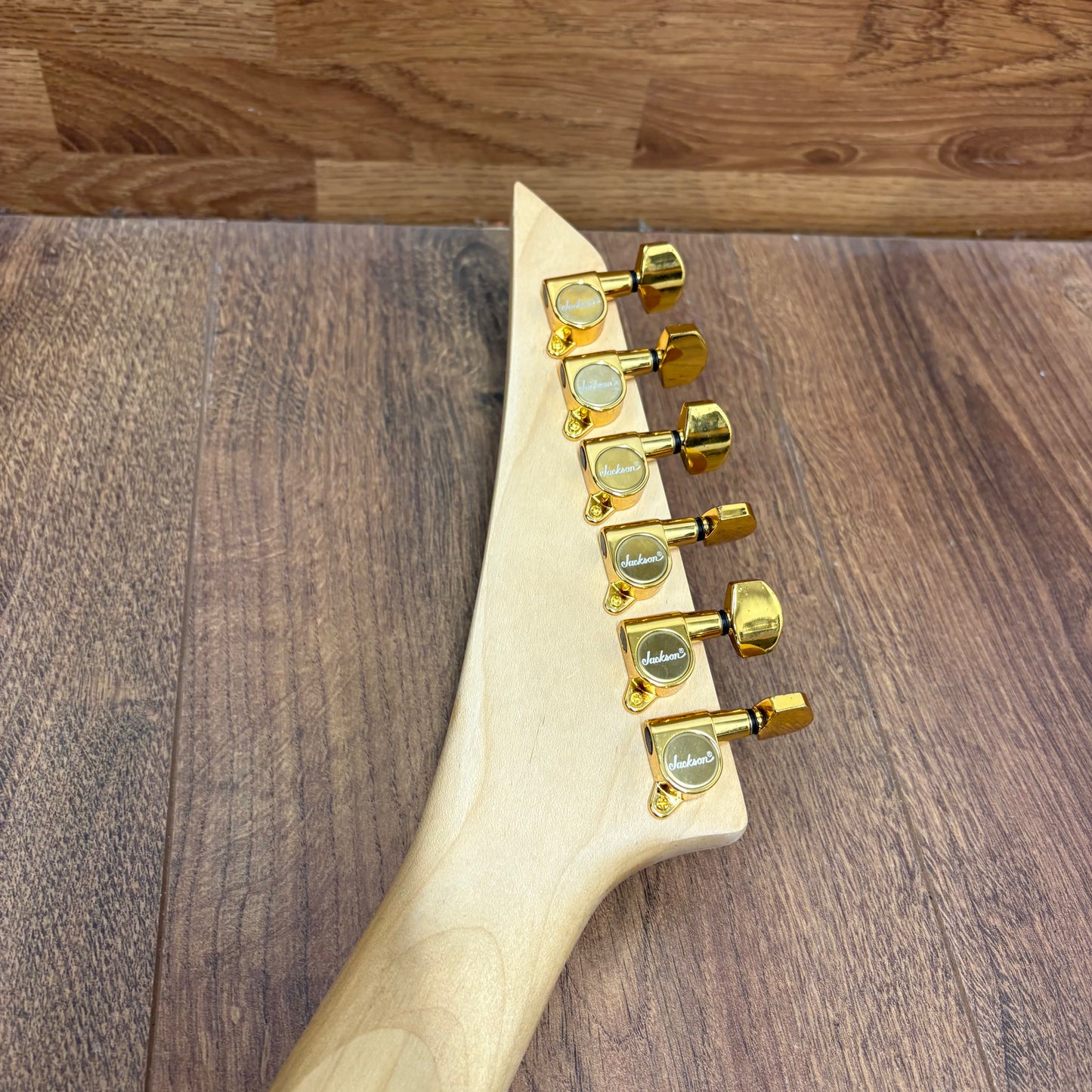 Pre-Owned Jackson JS Series Rhoads MAH JS32 *Upgraded* - Natural