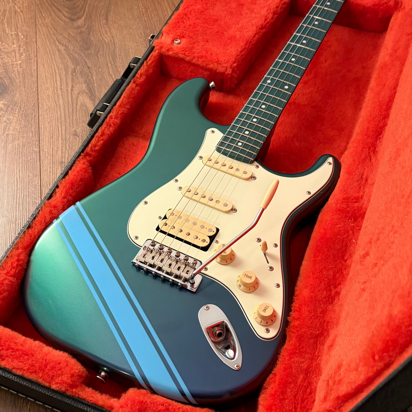 Pre-Owned Fender MIJ STR-ALLVC BTP Stratocaster - Blue Purple Flip-Flop