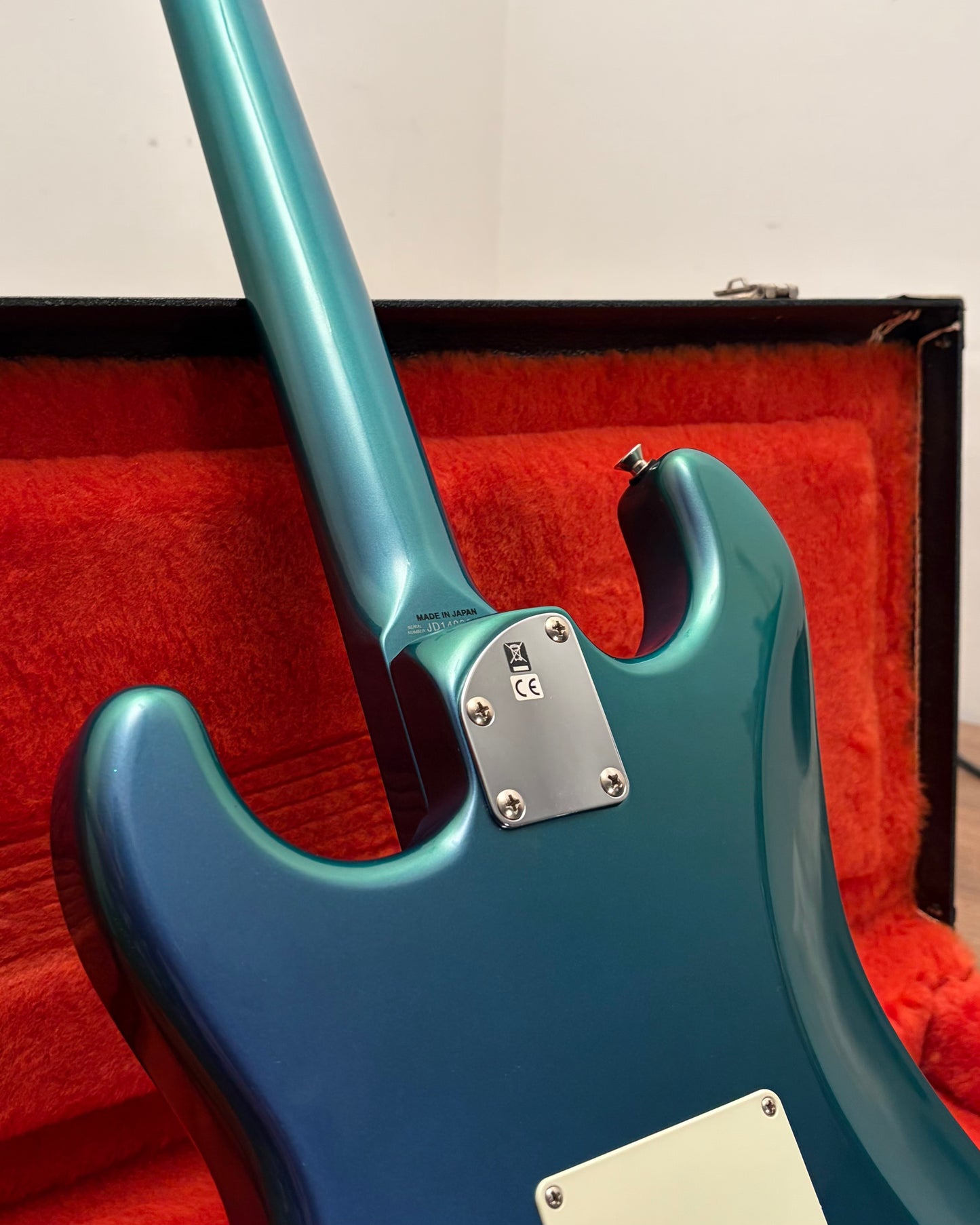 Pre-Owned Fender MIJ STR-ALLVC BTP Stratocaster - Blue Purple Flip-Flop