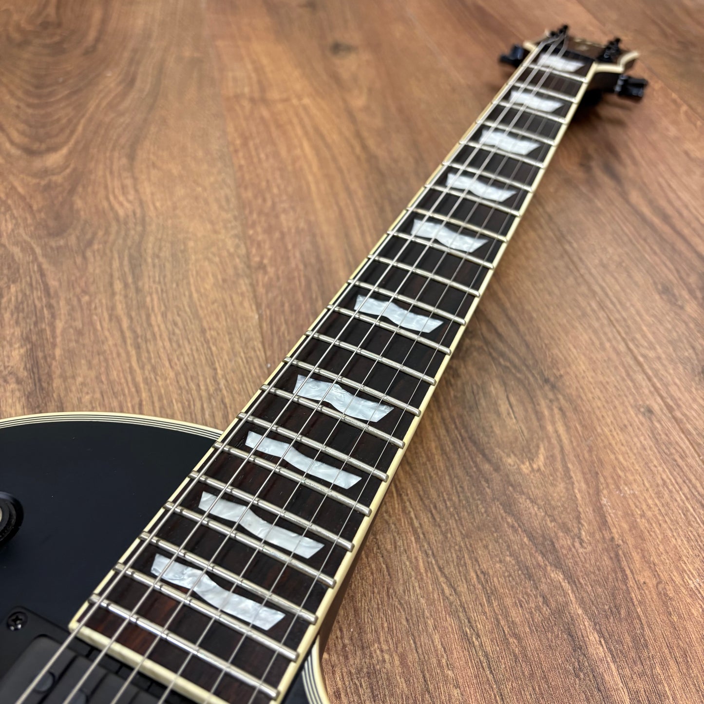 Pre-Owned LTD EC-1001 CTM - Silver Sunburst Satin
