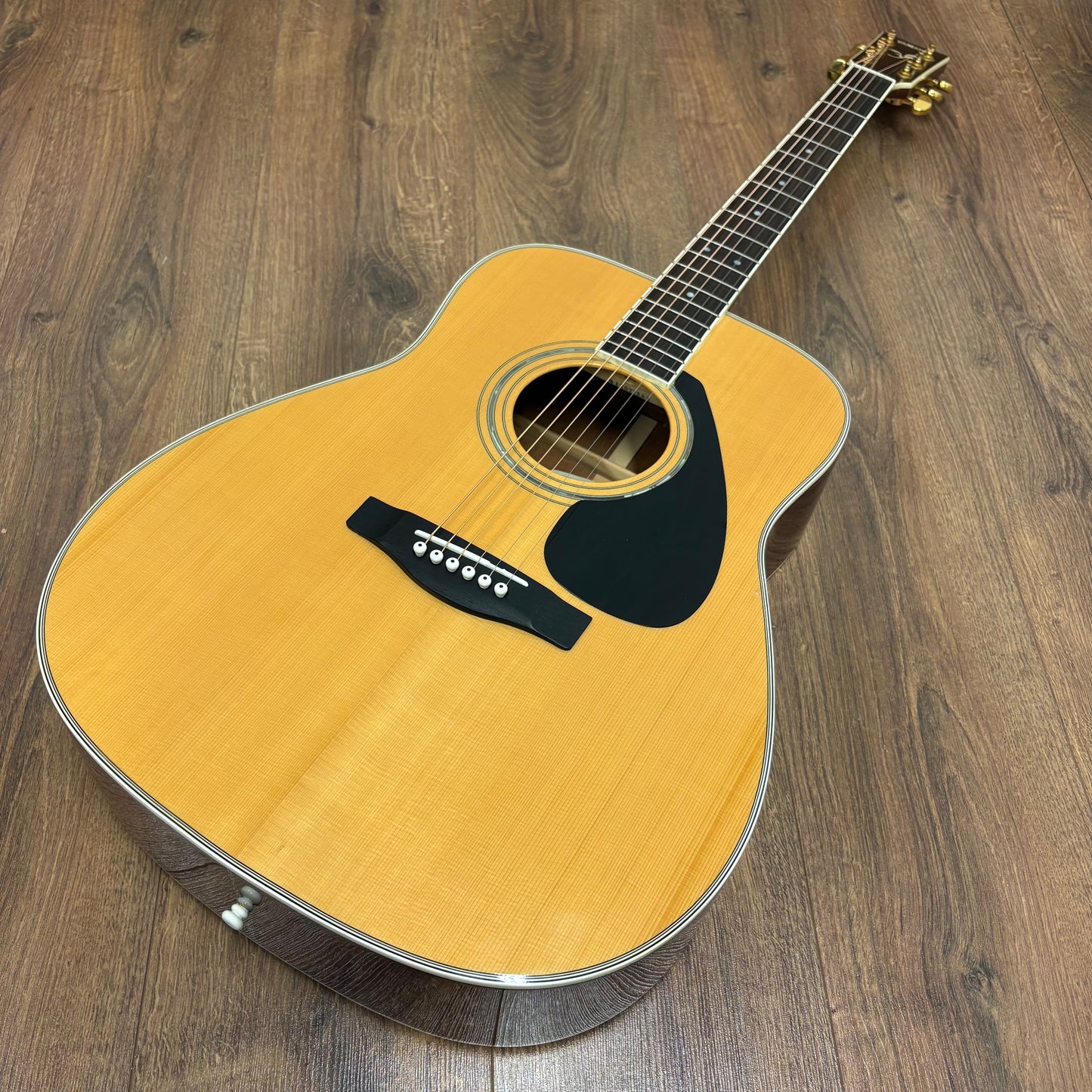 Pre-Owned Yamaha FG433S w/ Gator Hard Case
