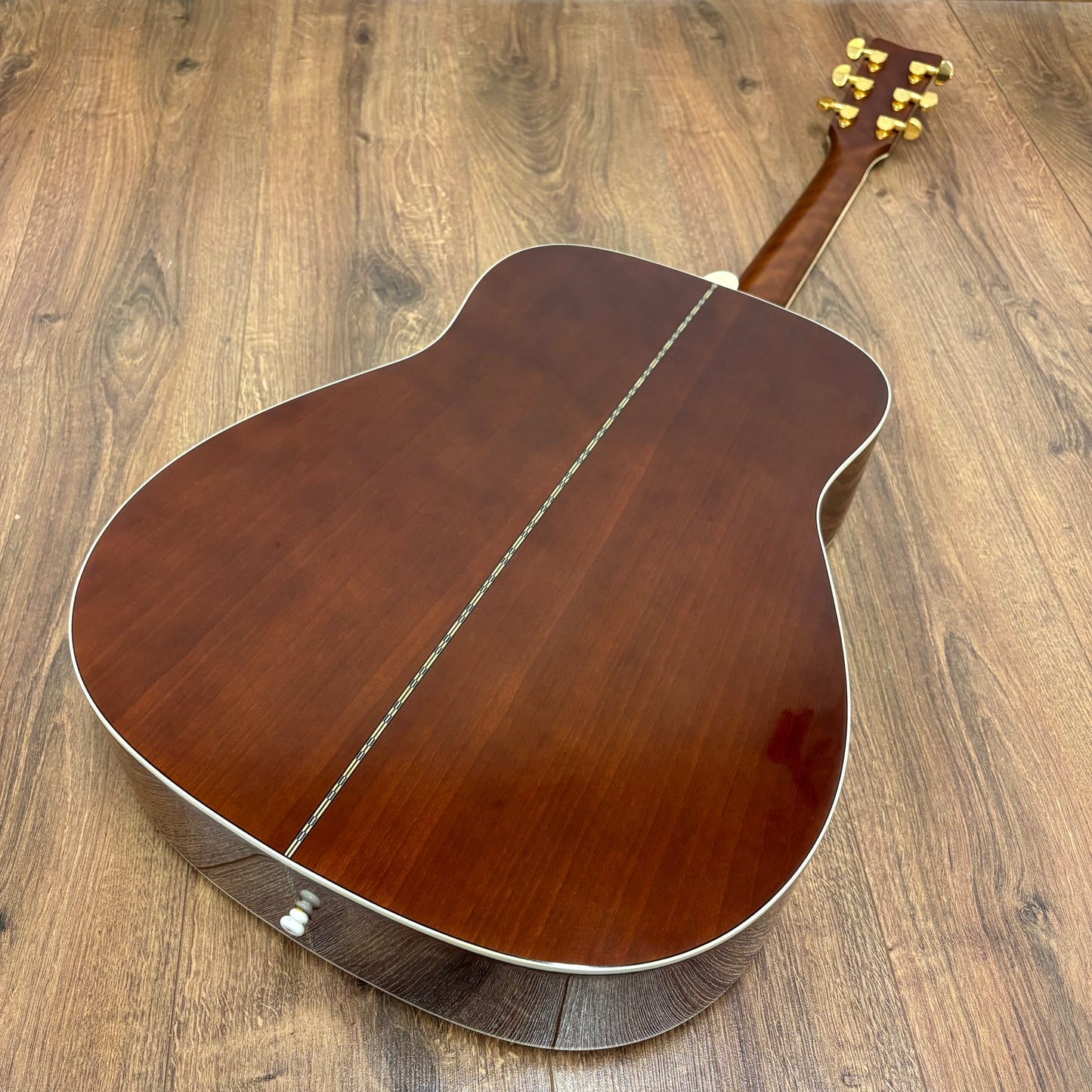 Pre-Owned Yamaha FG433S w/ Gator Hard Case