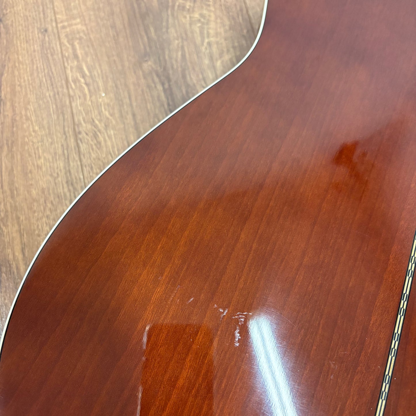 Pre-Owned Yamaha FG433S w/ Gator Hard Case