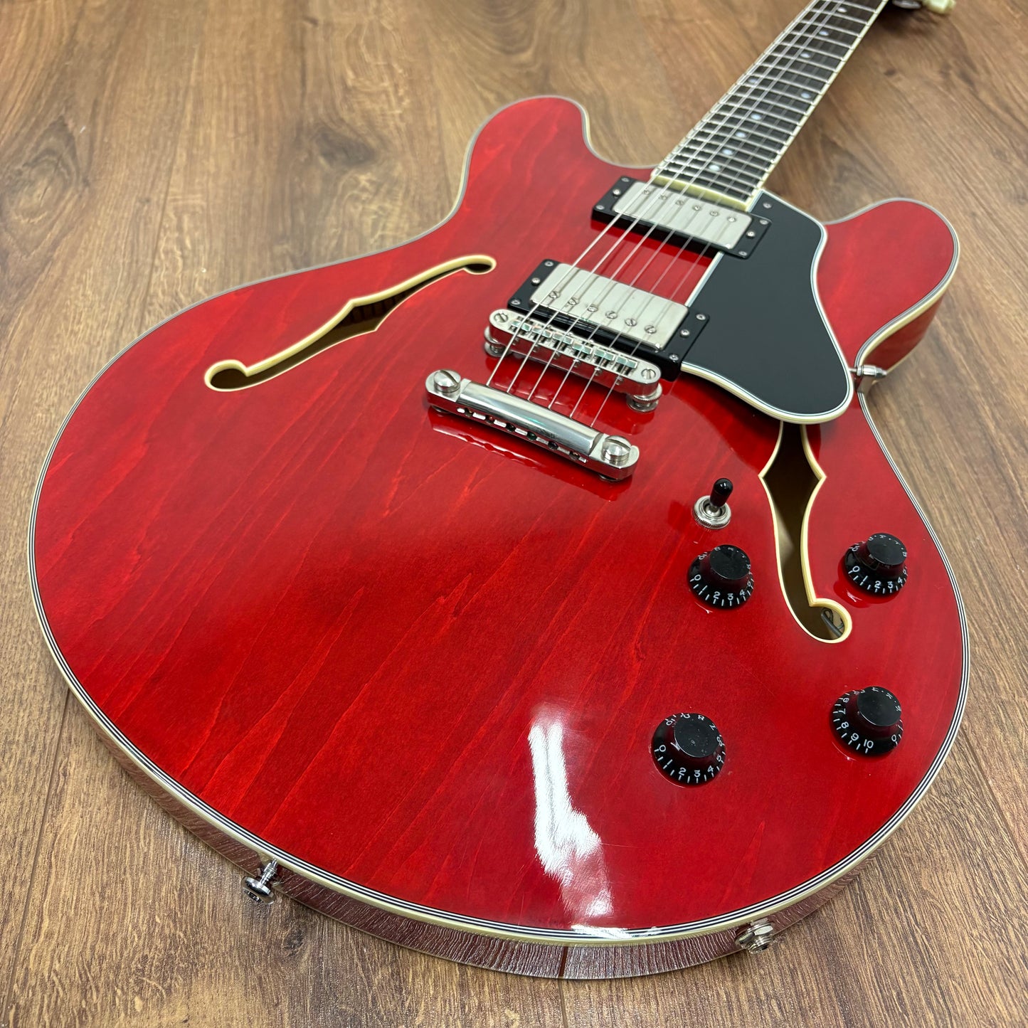 Pre-Owned Eastman T386 - Red