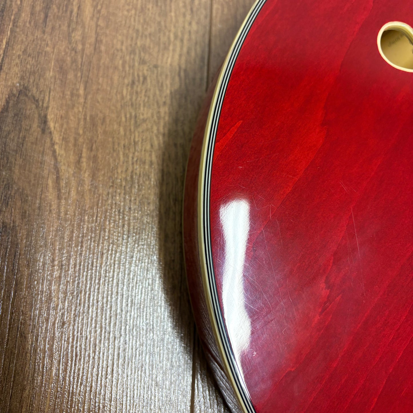 Pre-Owned Eastman T386 - Red