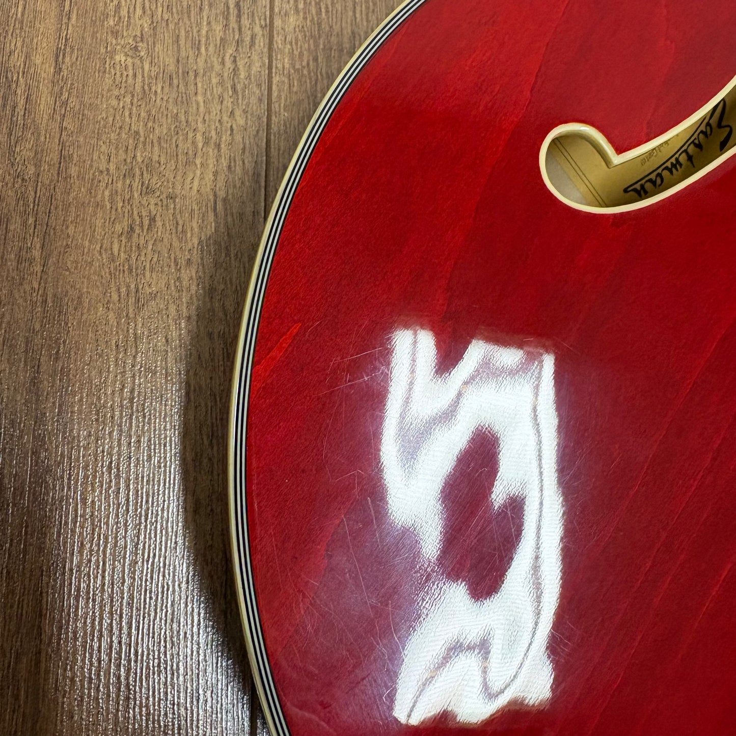 Pre-Owned Eastman T386 - Red