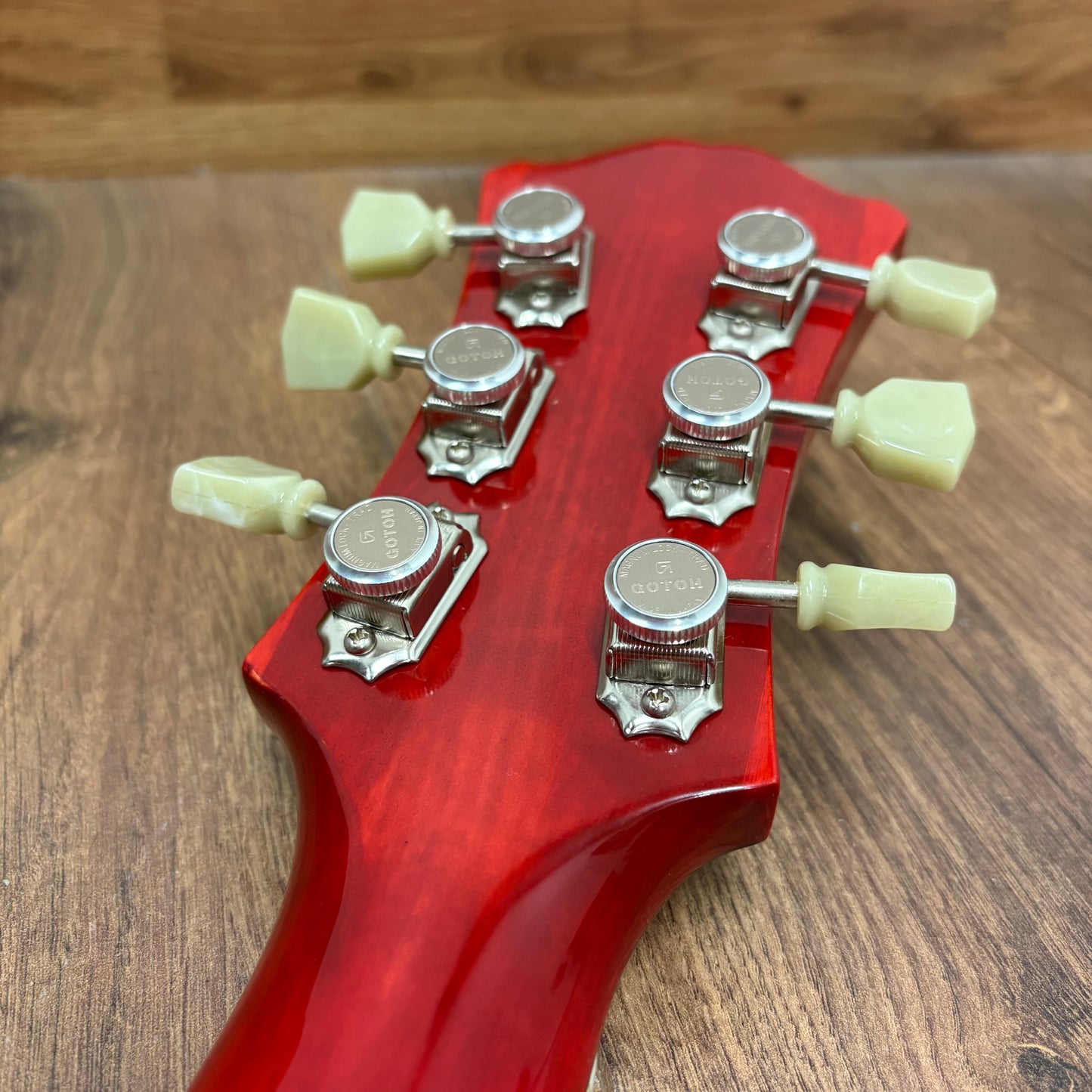 Pre-Owned Eastman T386 - Red