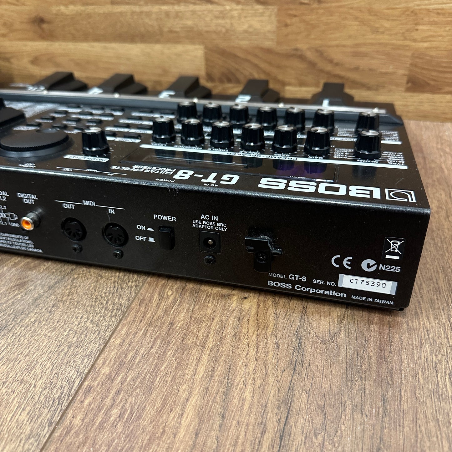 Pre-Owned Boss GT-8 Multi-Effect Processor