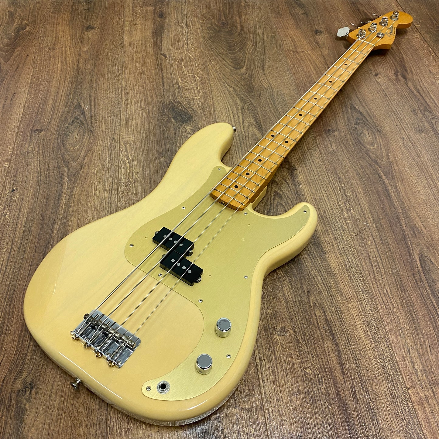 Pre-Owned Fender Classic Series '50s Precision Bass - Honey Blonde