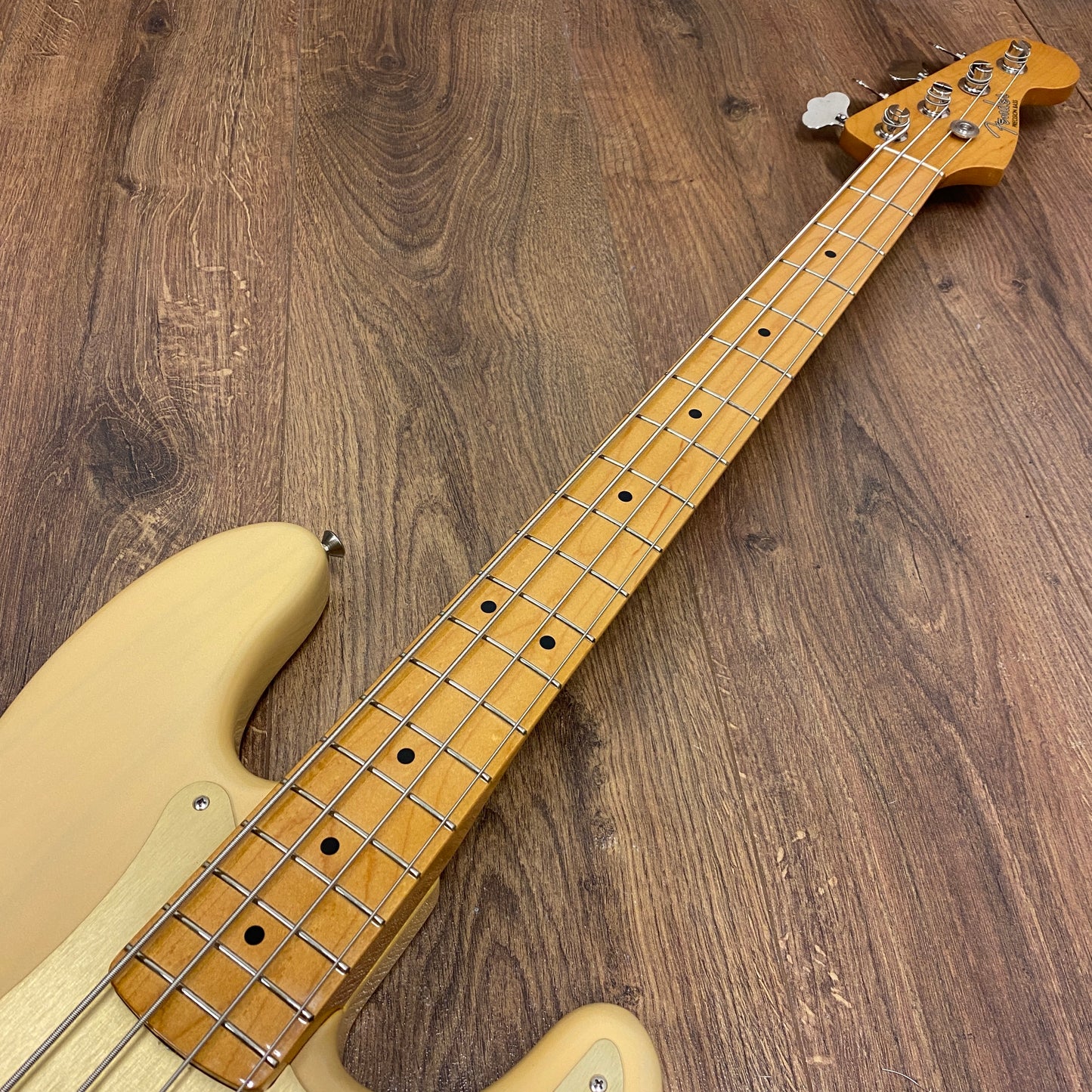 Pre-Owned Fender Classic Series '50s Precision Bass - Honey Blonde