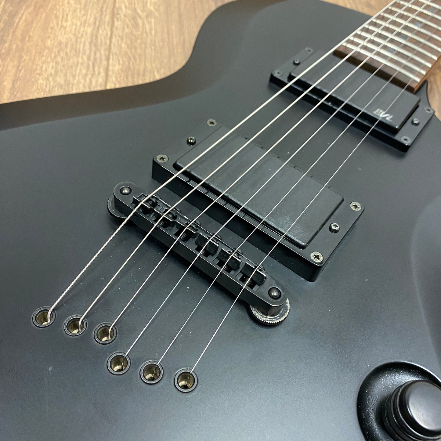 Pre-Owned Cort EVL Z2 - Satin Black