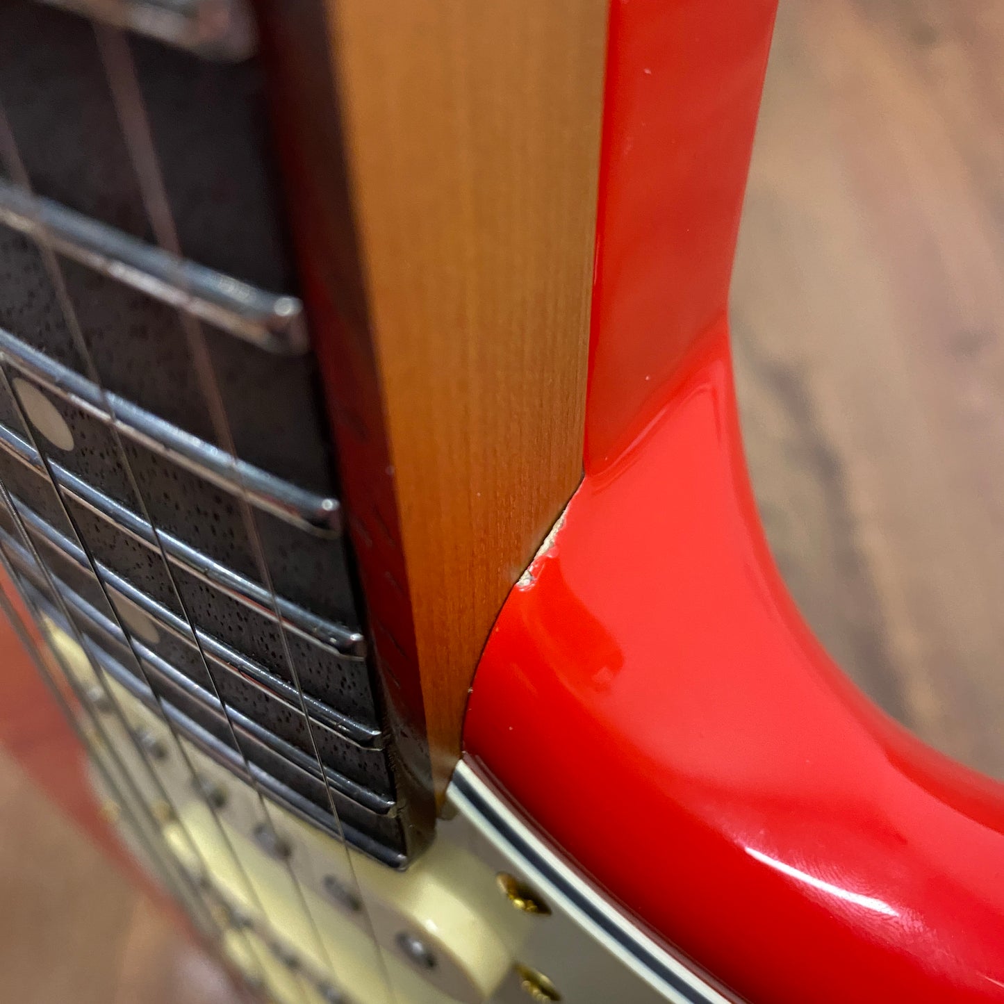 Pre-Owned JET Guitars JS-380 - Red