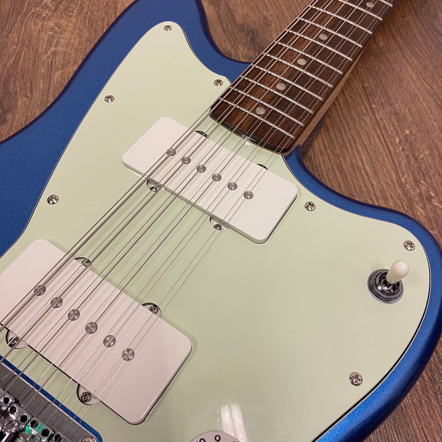 Pre-Owned Squier Paranormal Jazzmaster 12-String - Lake Placid Blue