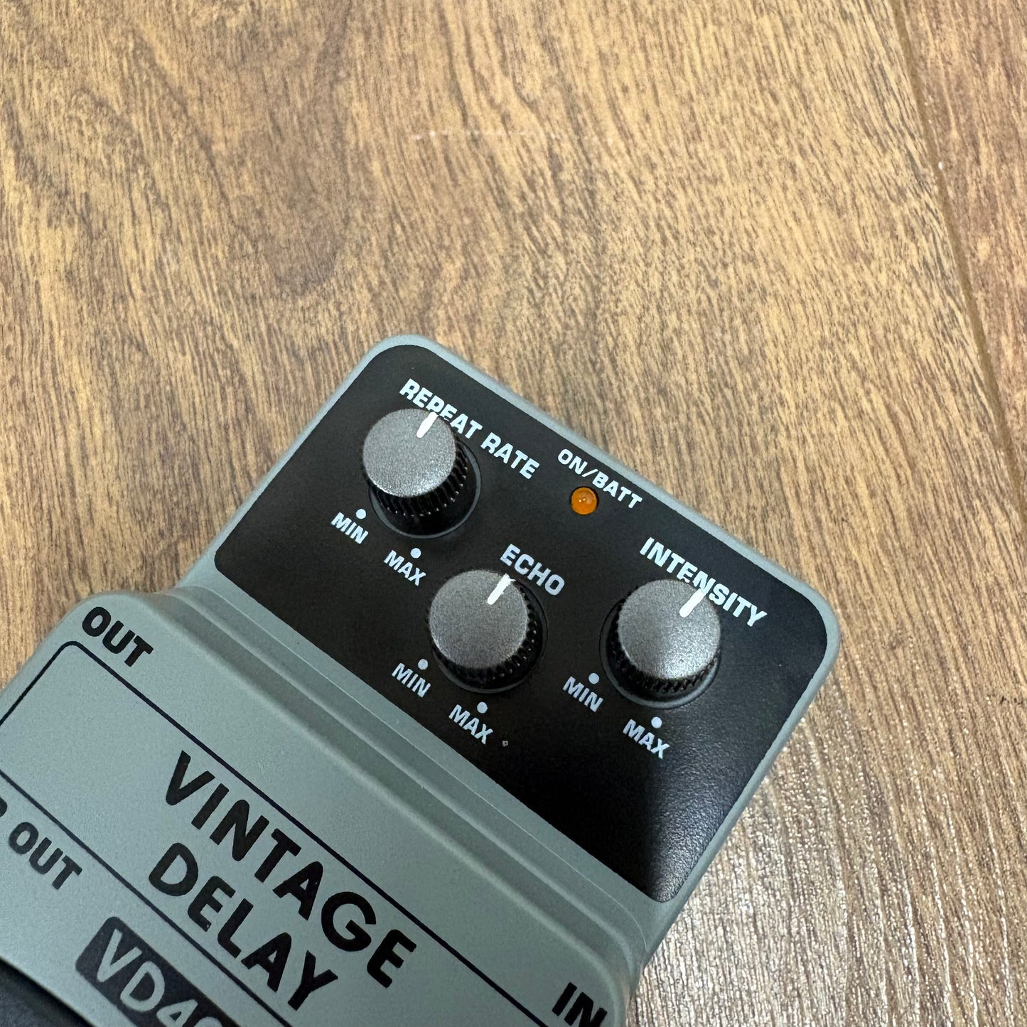 Pre-Owned Behringer VD400 Vintage Delay Pedal