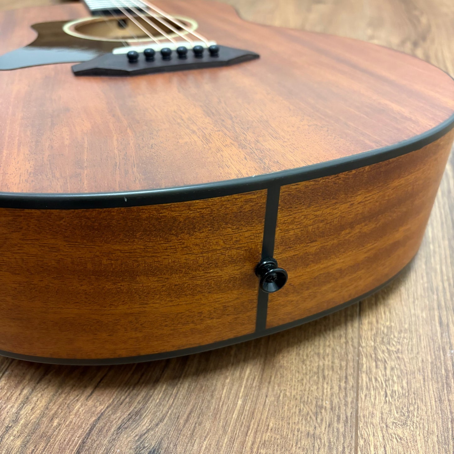 Pre-Owned Harley Benton GS-Travel-E Electro-Acoustic - Left Handed - Mahogany