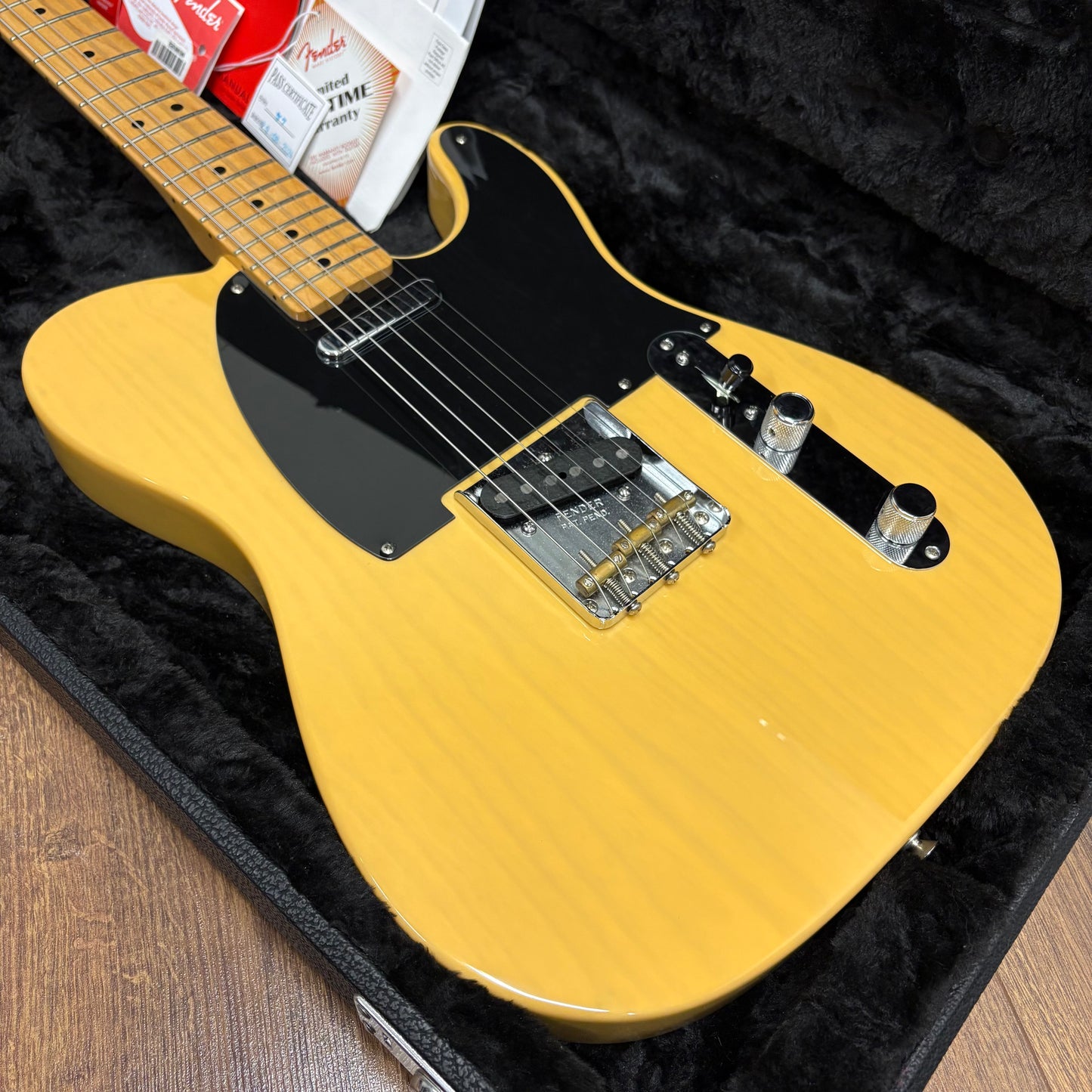 Pre-Owned Fender Classic Player Baja Telecaster - Blonde - 2015