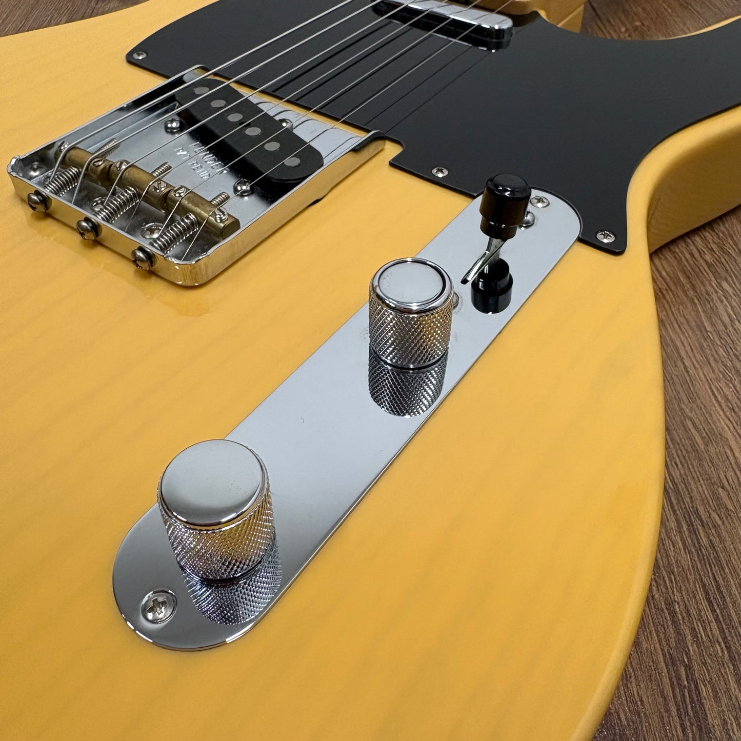 Pre-Owned Fender Classic Player Baja Telecaster - Blonde - 2015