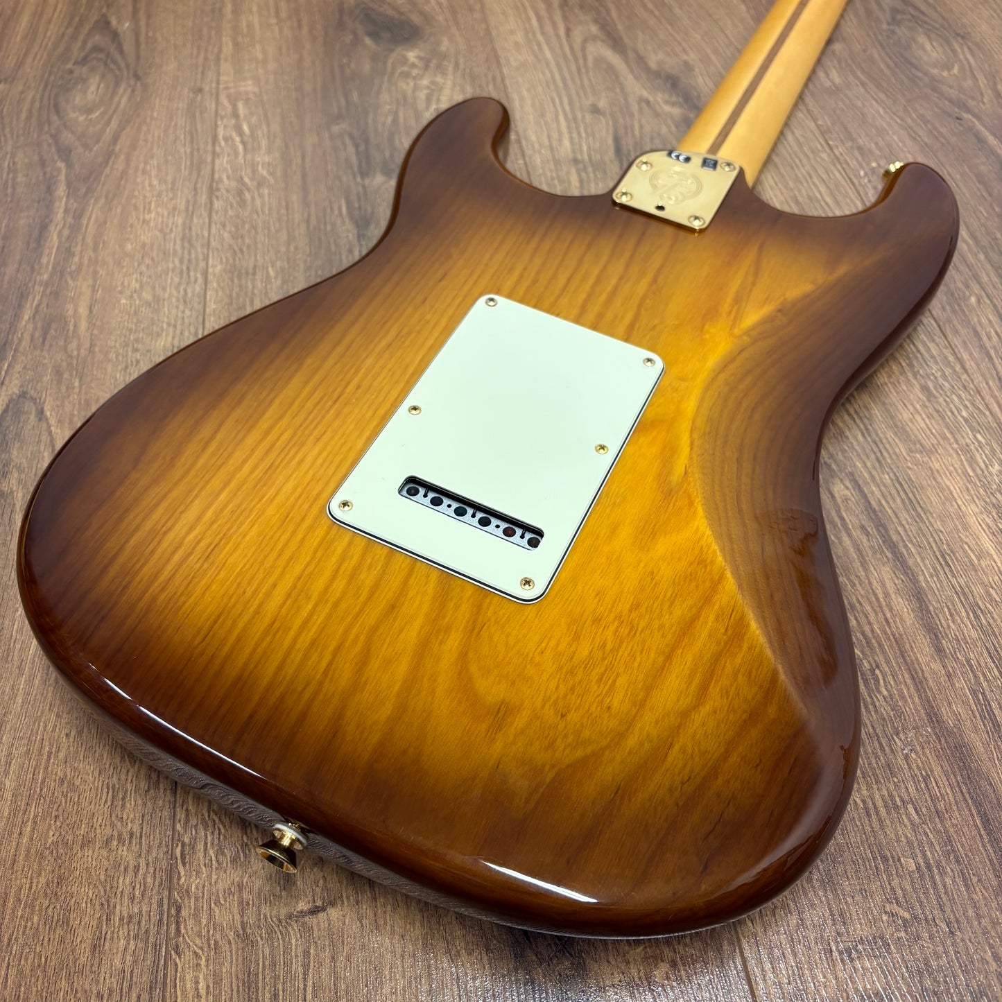 Pre-Owned Fender 75th Anniversary Commemorative Stratocaster - 2-Color Bourbon Burst - 2021